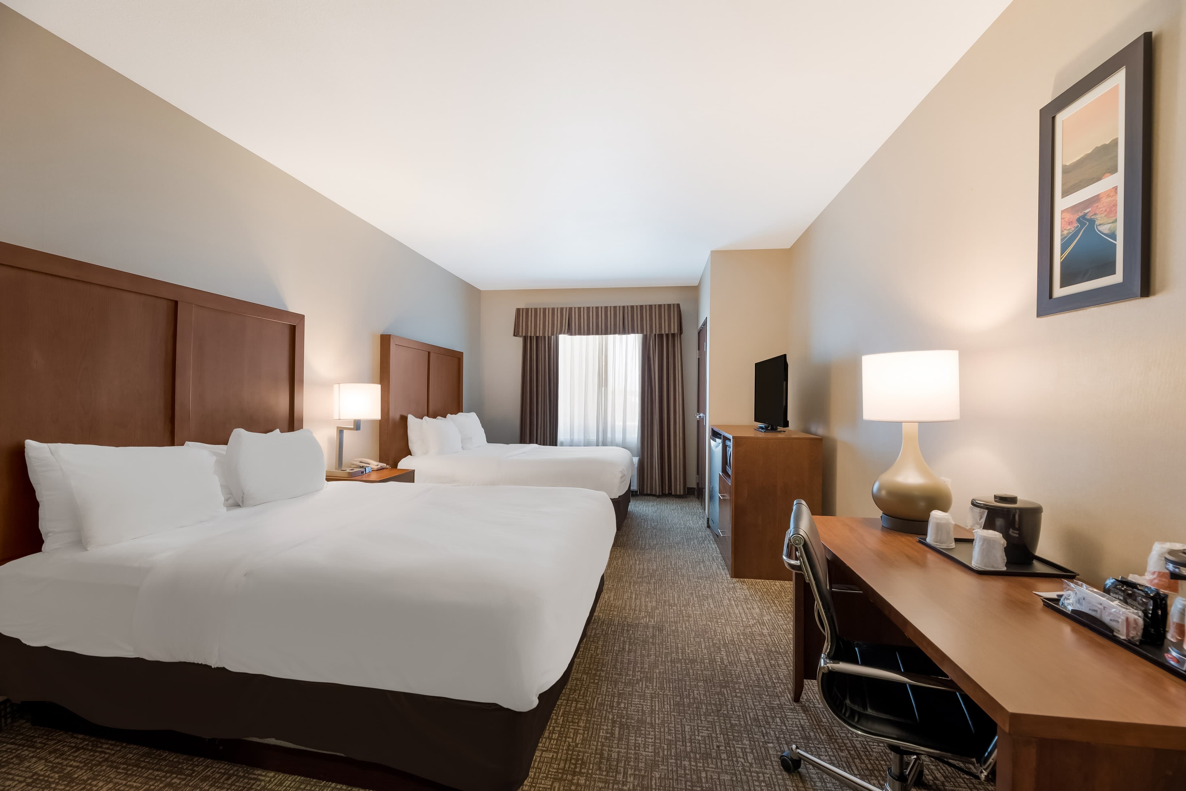 Comfort Inn & Suites Las Vegas - Nellis - Image 2