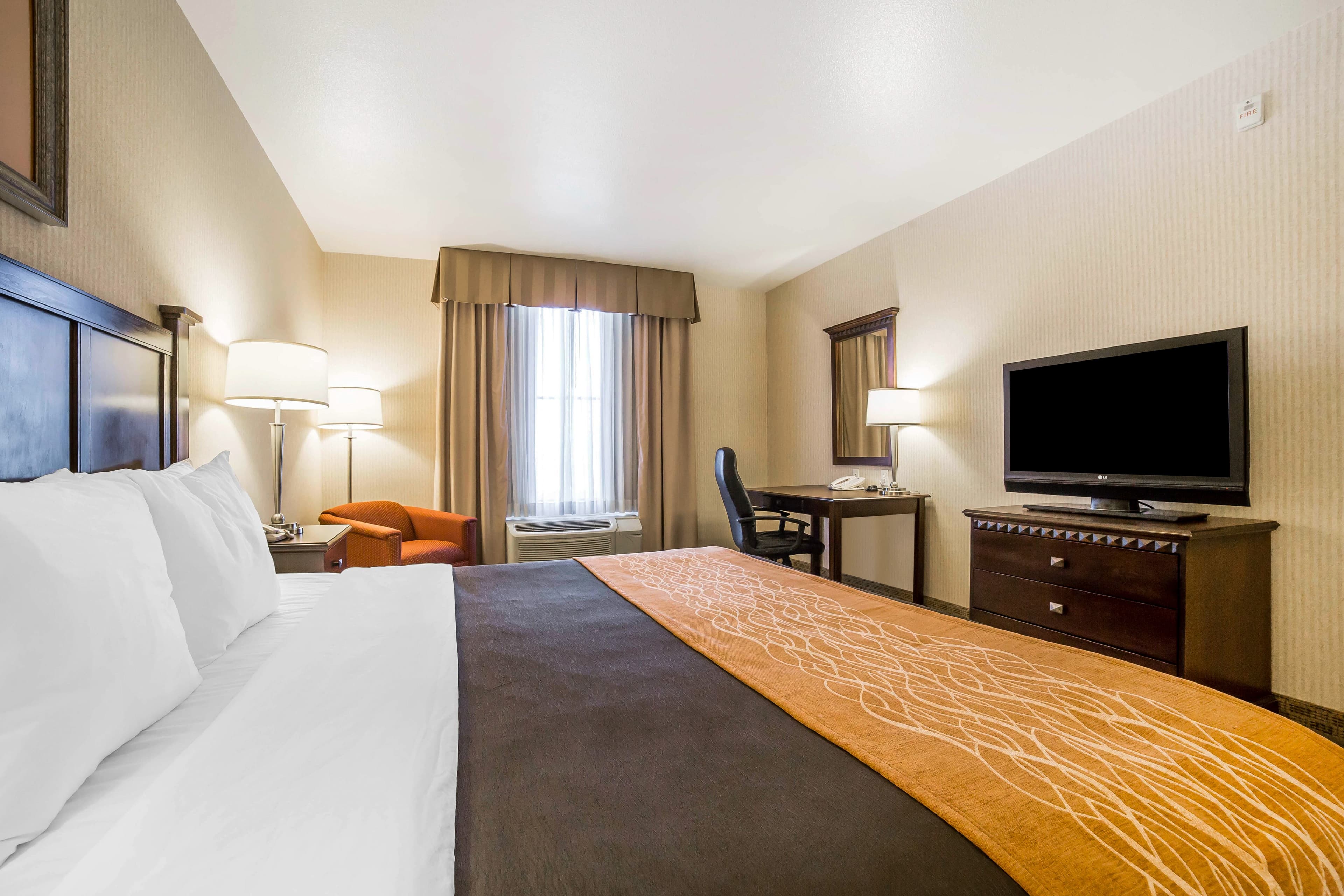 Comfort Inn & Suites Henderson - Las Vegas - Image 3
