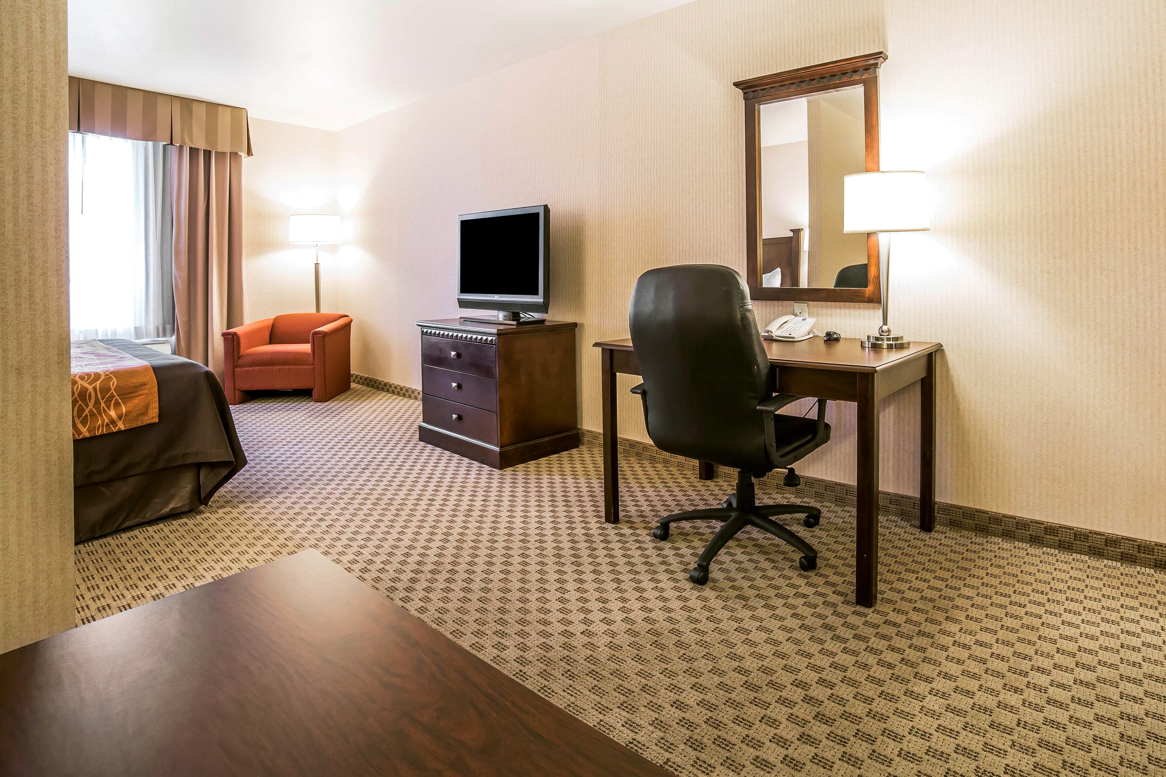 Comfort Inn & Suites Henderson - Las Vegas — 21