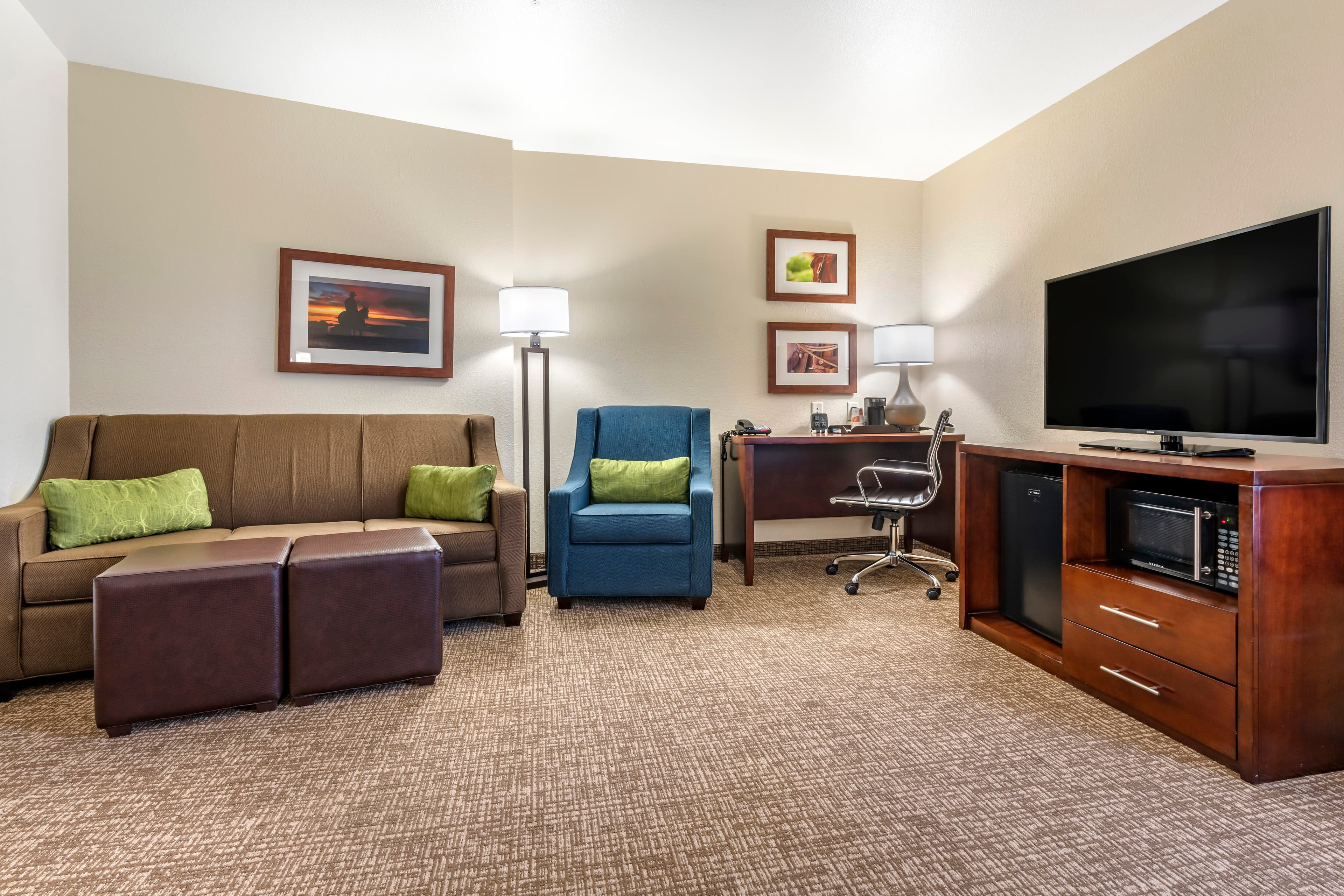 Comfort Suites Fernley - Image 3