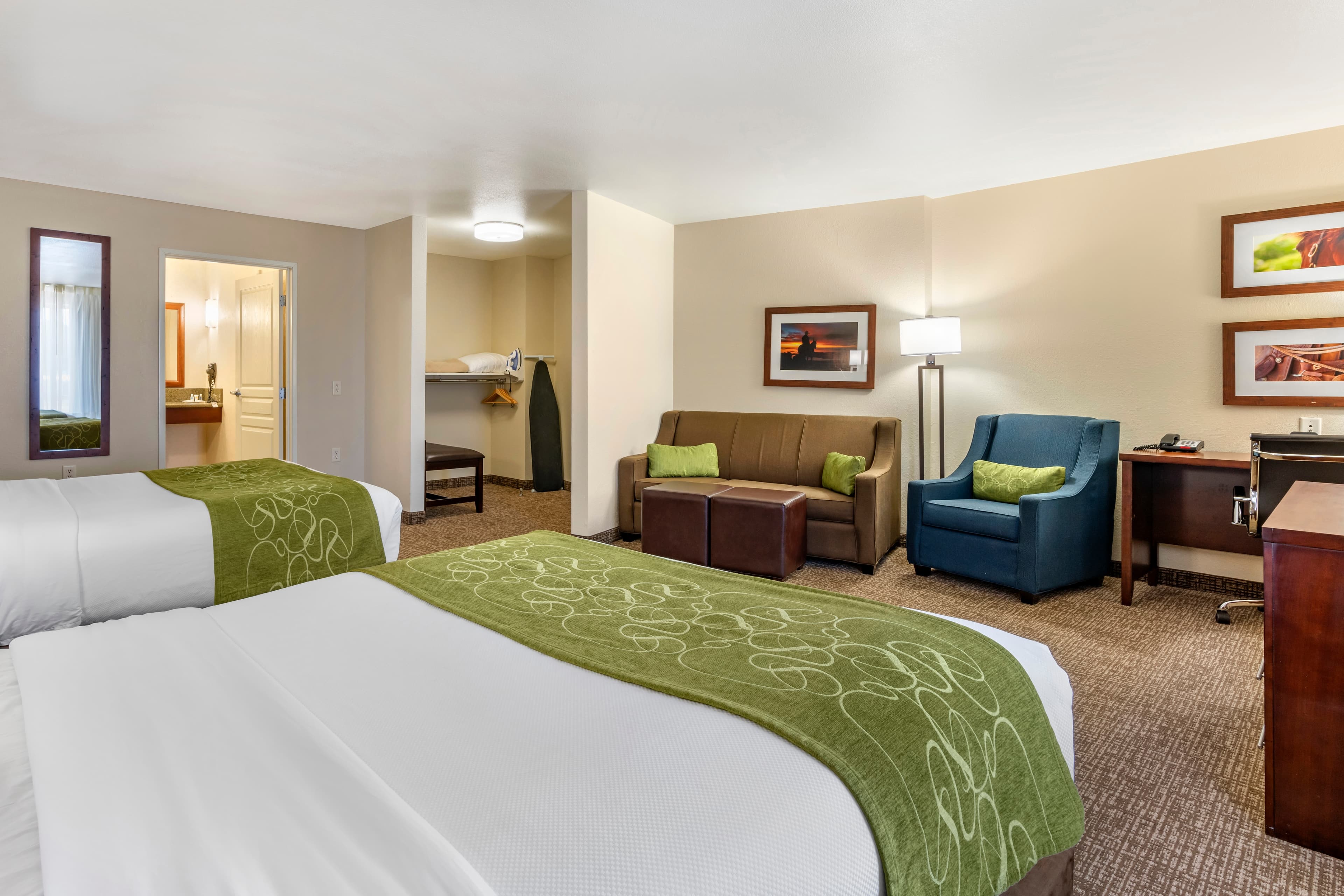 Comfort Suites Fernley - Image 4
