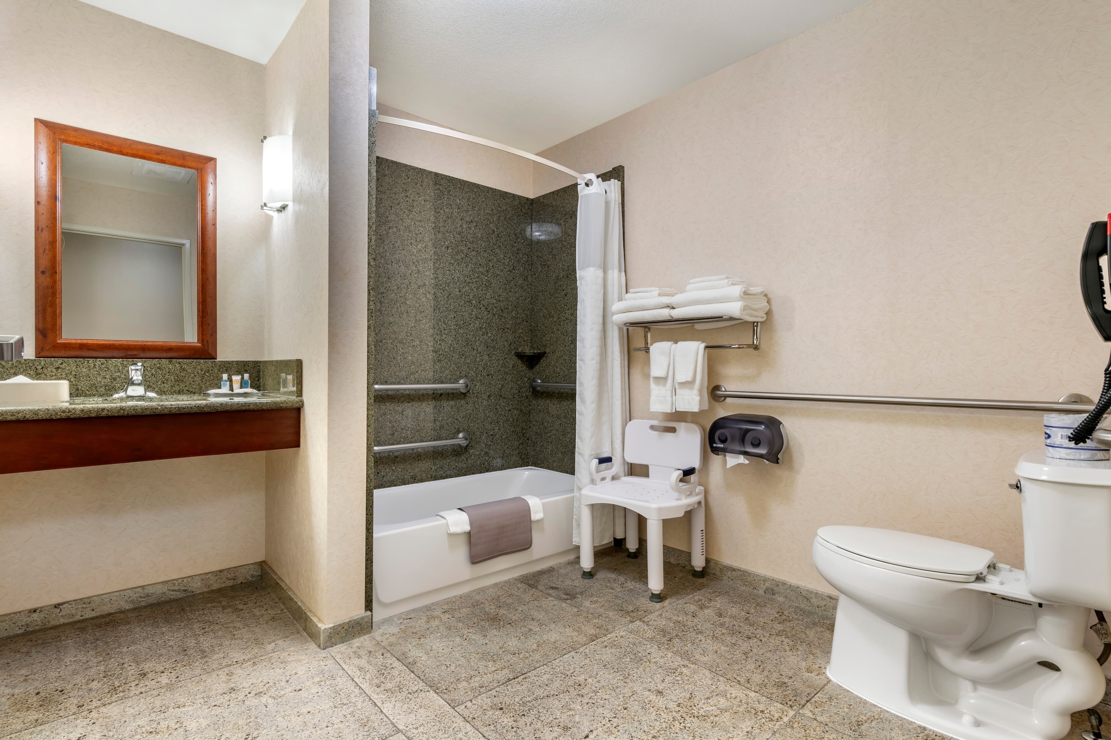 Comfort Suites Fernley — 13