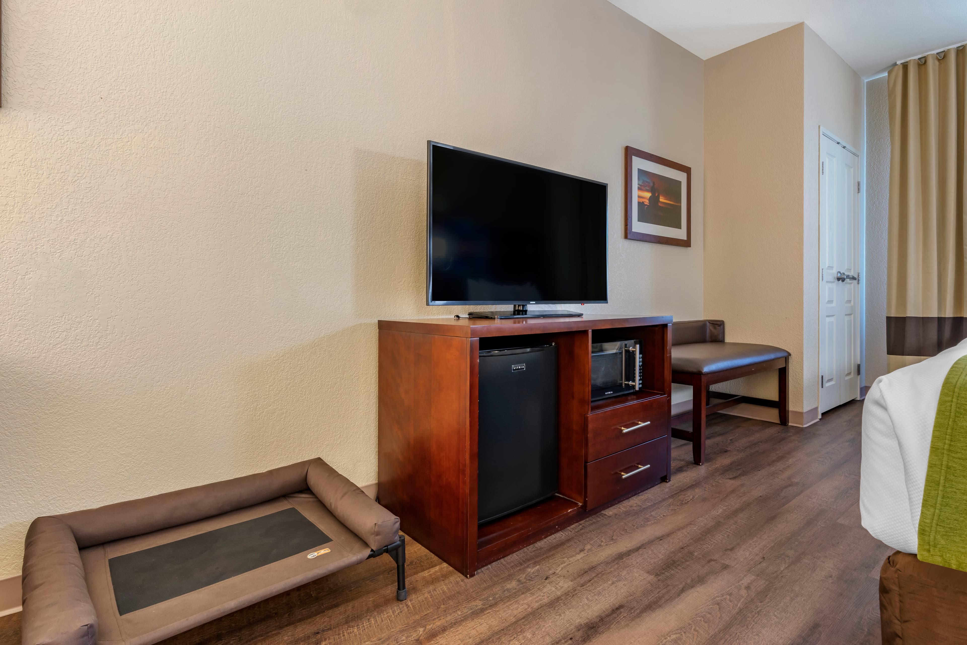 Comfort Suites Fernley — 28
