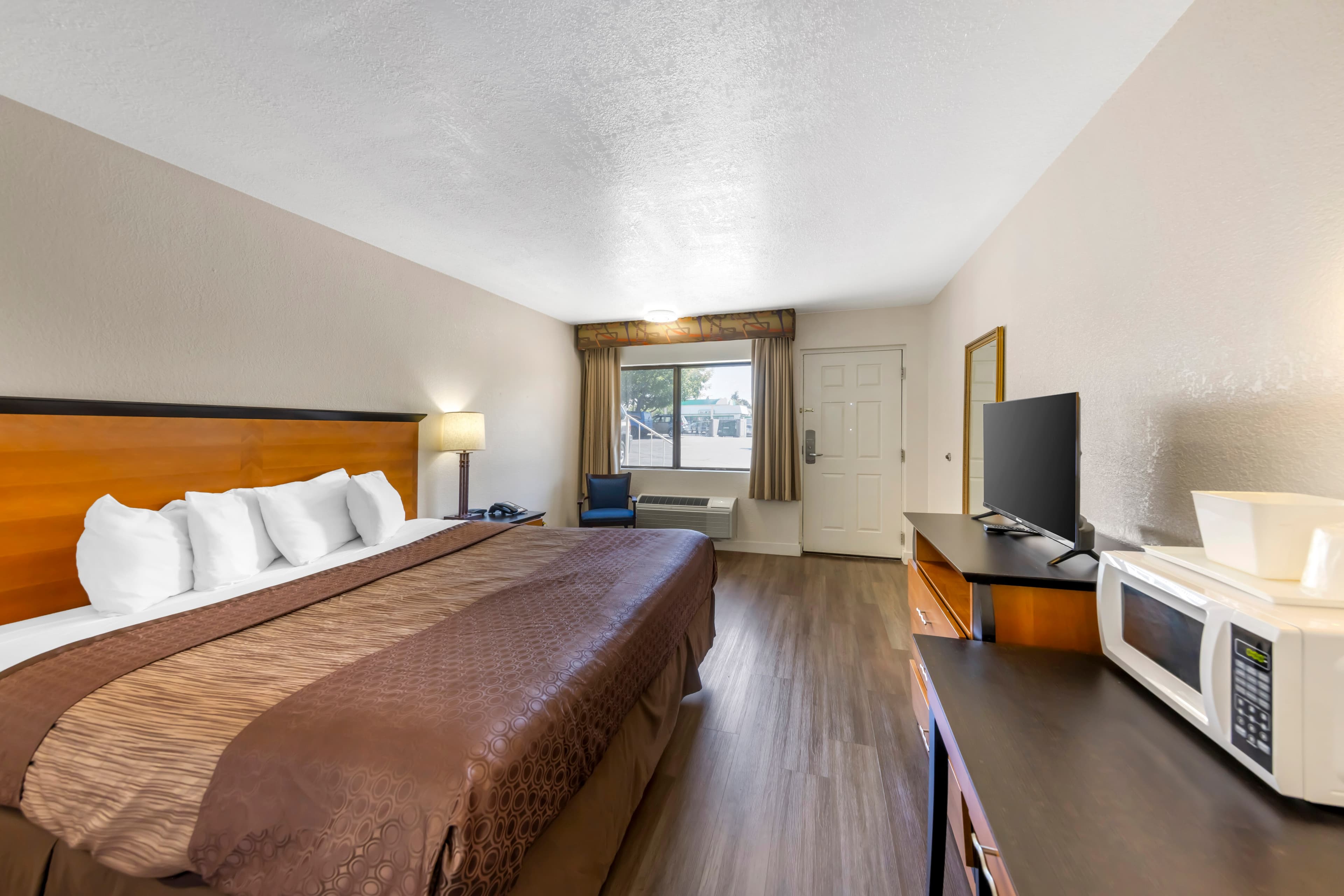 Rodeway Inn at Nevada State Capitol — 7