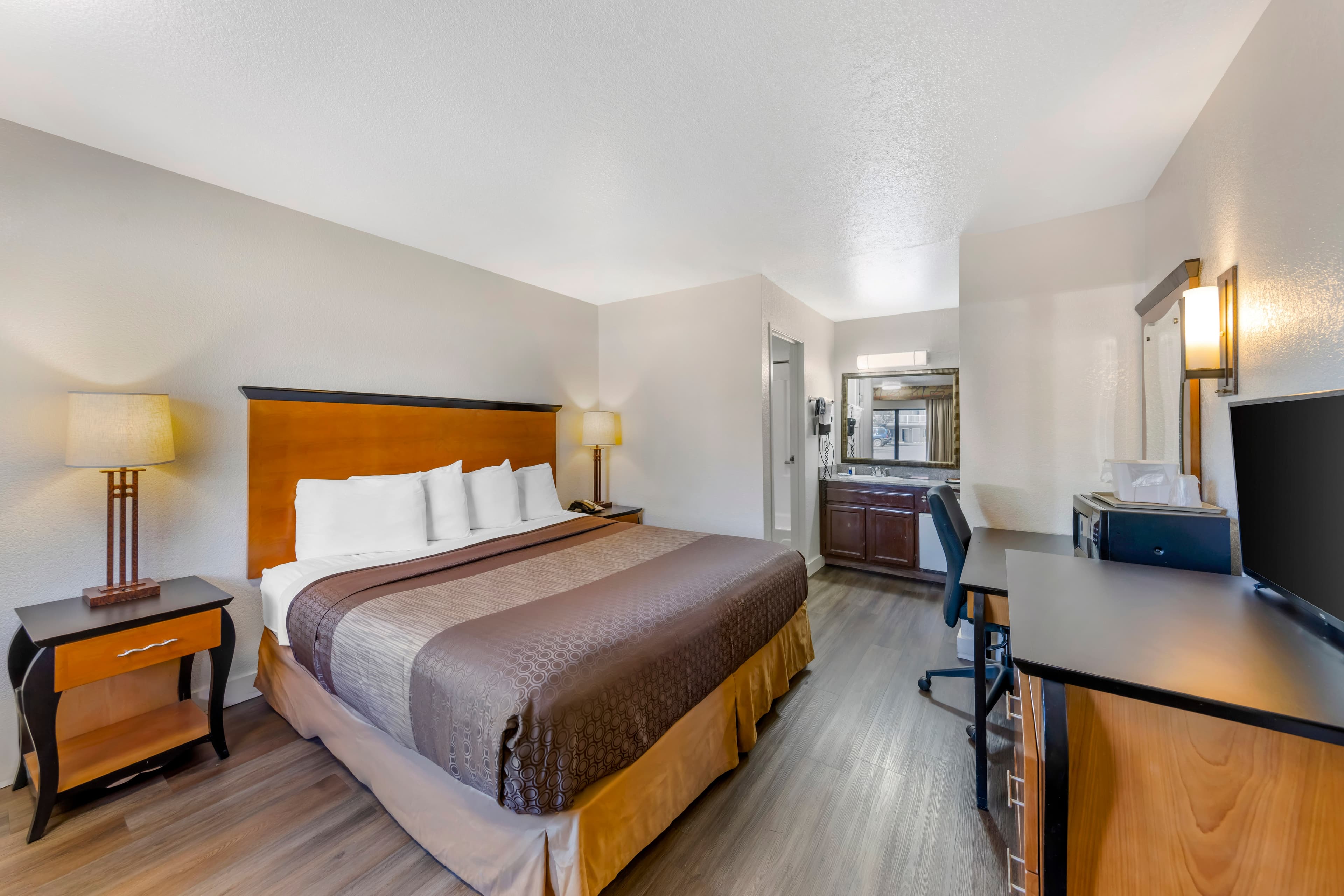 Rodeway Inn at Nevada State Capitol — 11