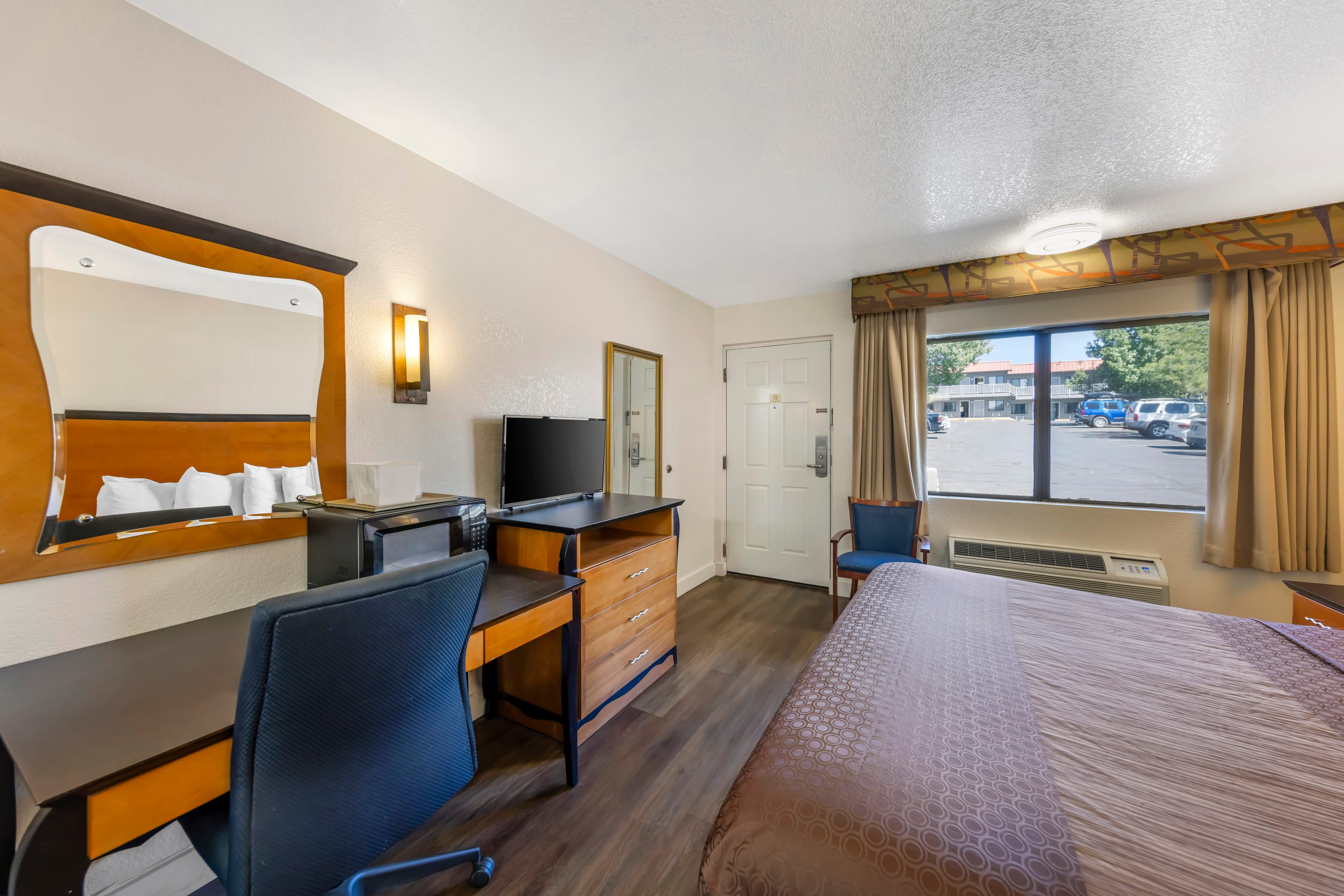 Rodeway Inn at Nevada State Capitol — 12