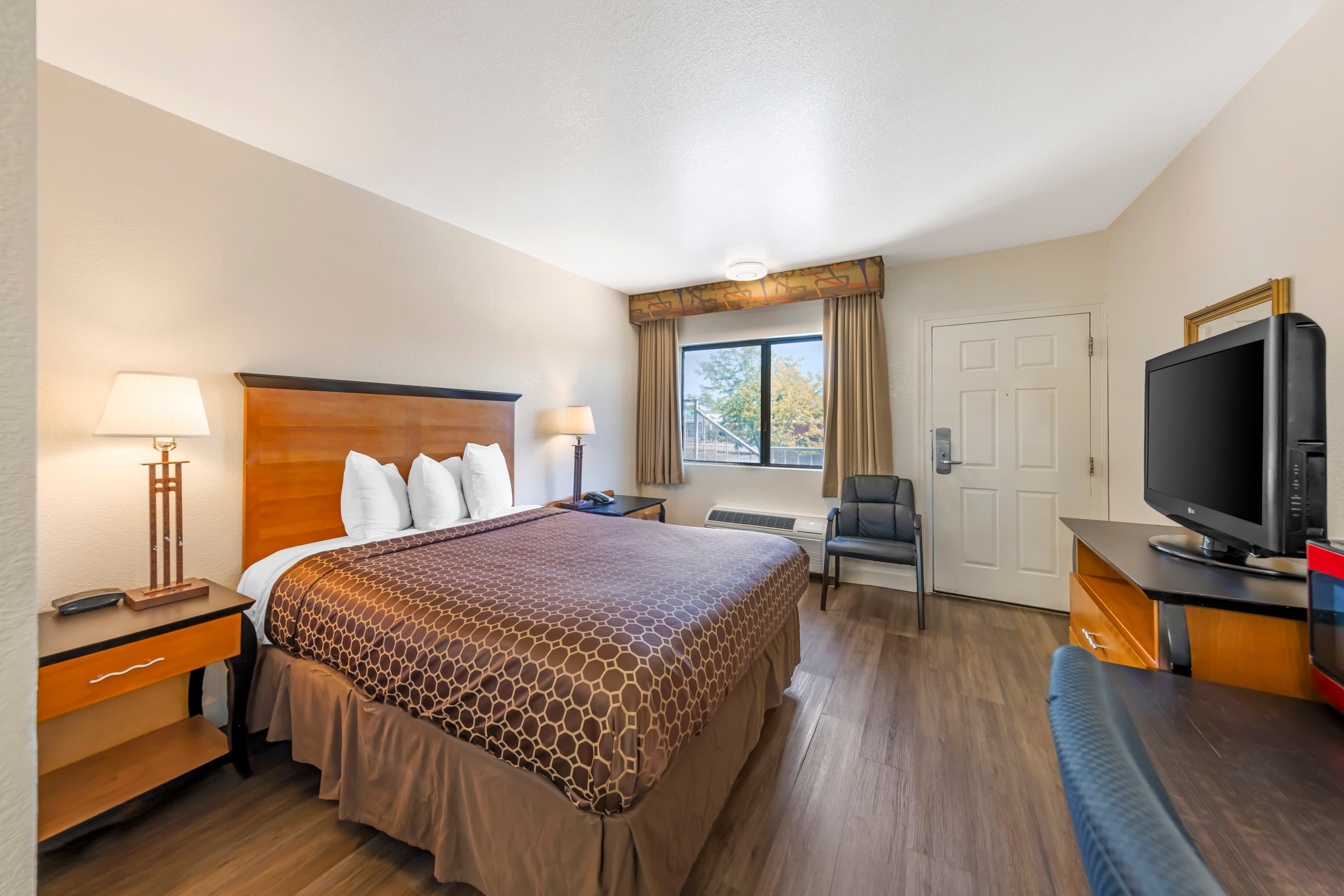 Rodeway Inn at Nevada State Capitol — 15