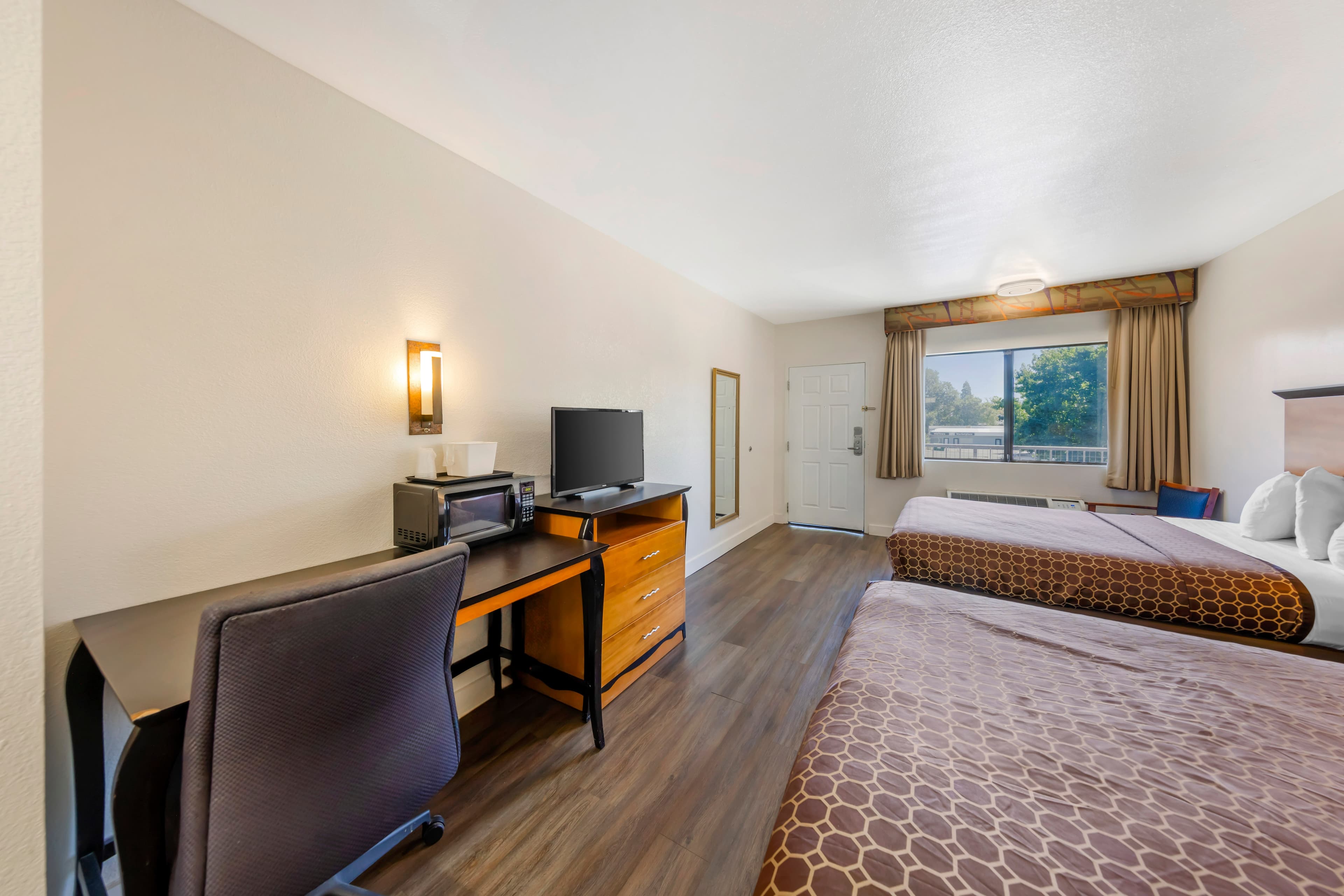 Rodeway Inn at Nevada State Capitol — 20