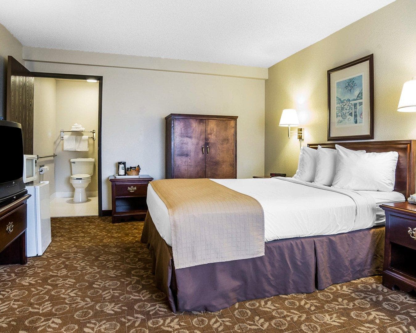 Quality Inn & Suites Minden - Image 3