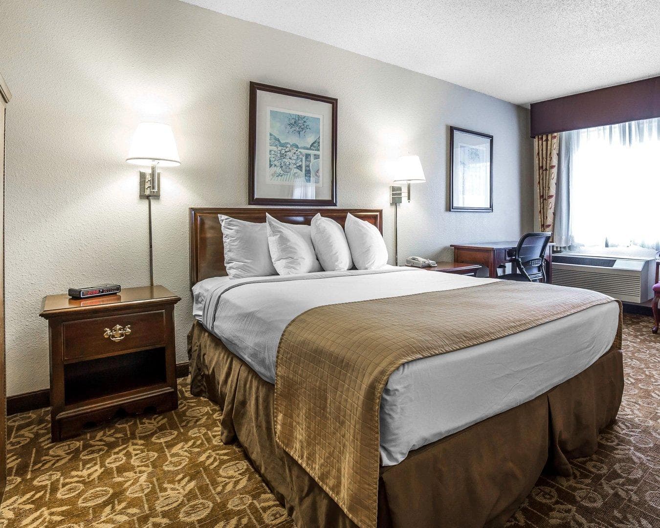 Quality Inn & Suites Minden - Image 5
