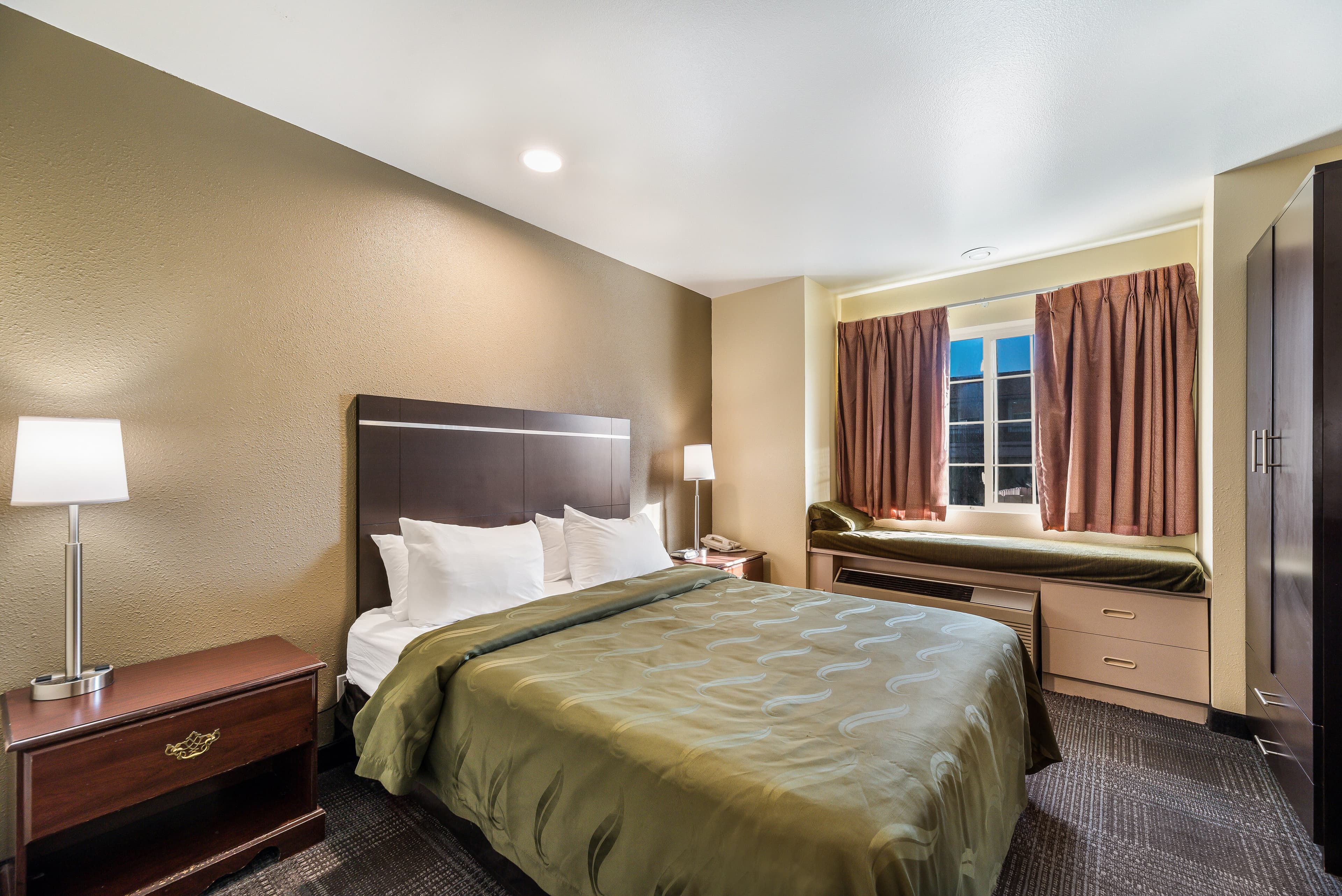 Quality Inn & Suites near NAS Fallon — 12