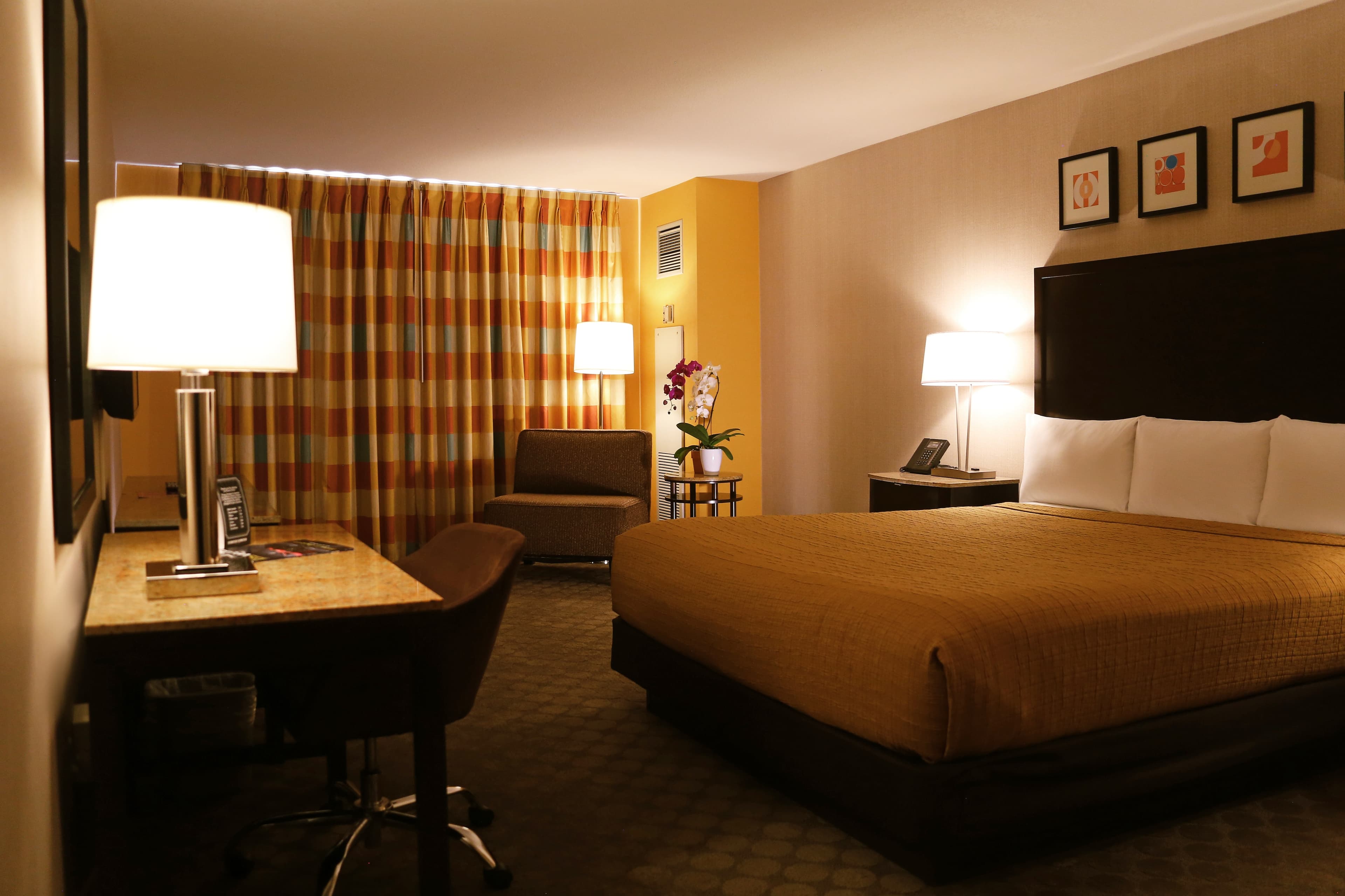 Circus Circus Hotel - Image 3