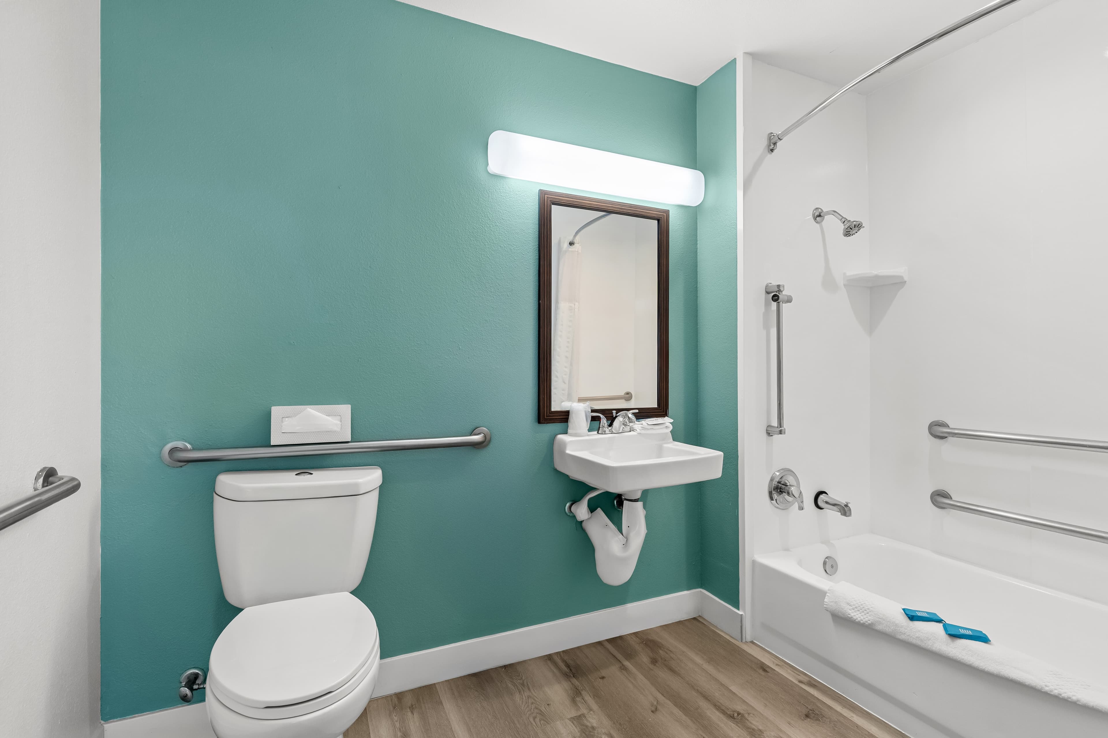 MainStay Suites Las Vegas Flamingo — 10