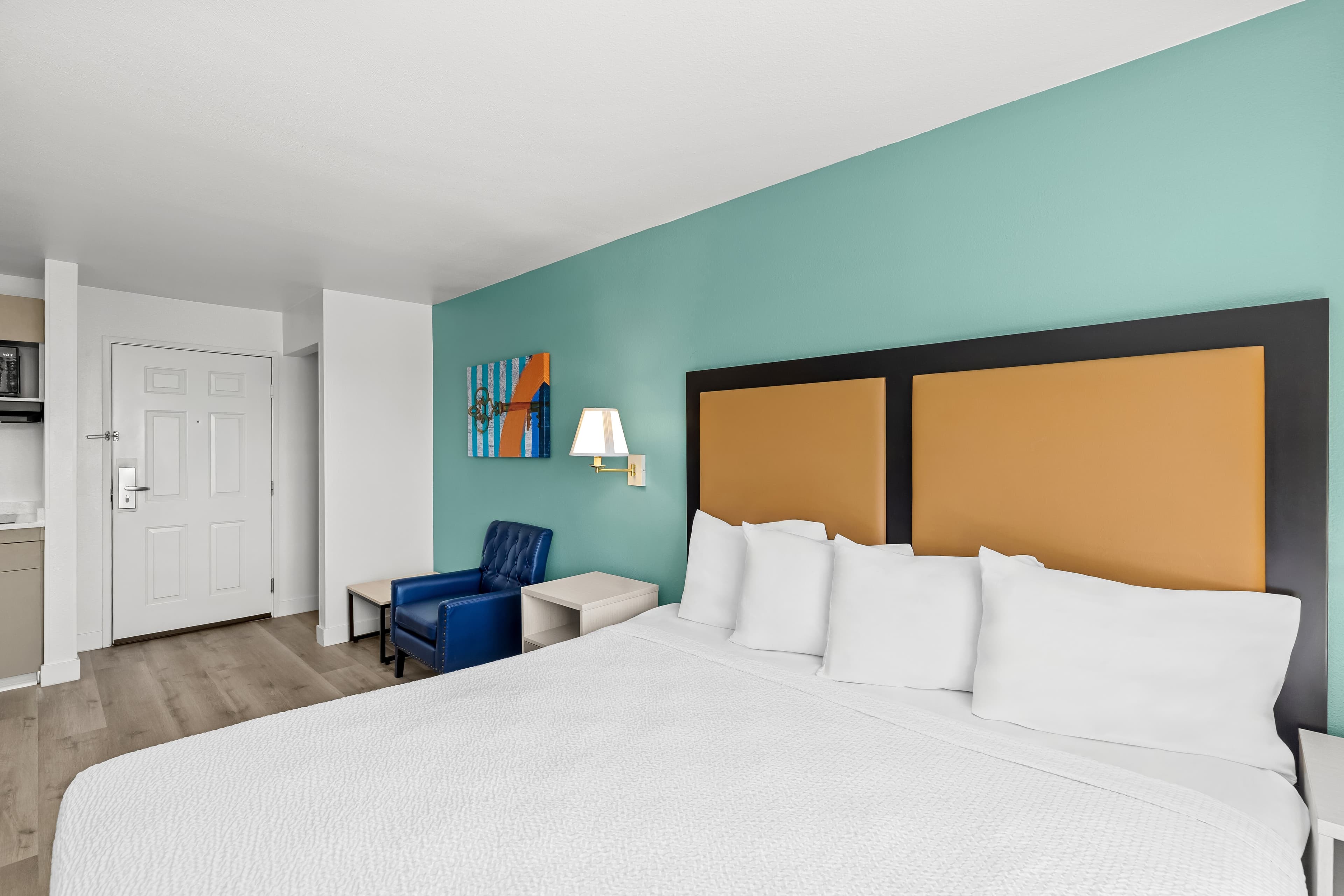 MainStay Suites Las Vegas Flamingo — 12