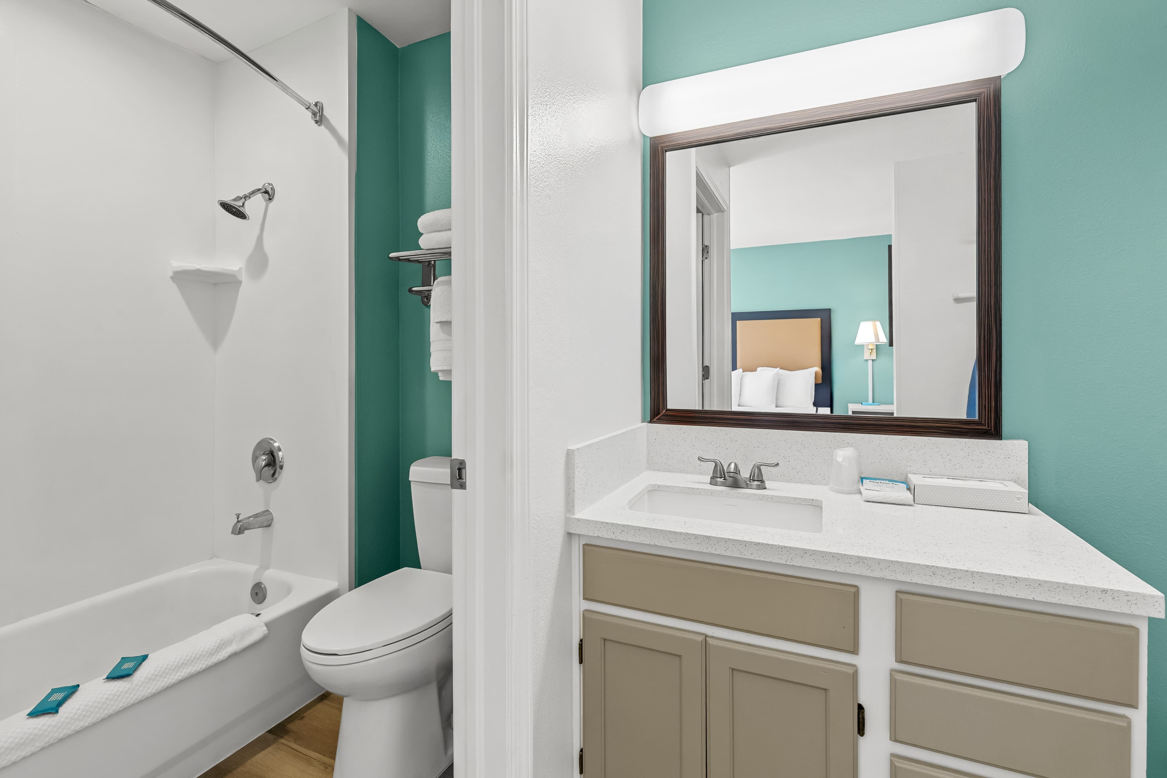 MainStay Suites Las Vegas Flamingo — 14
