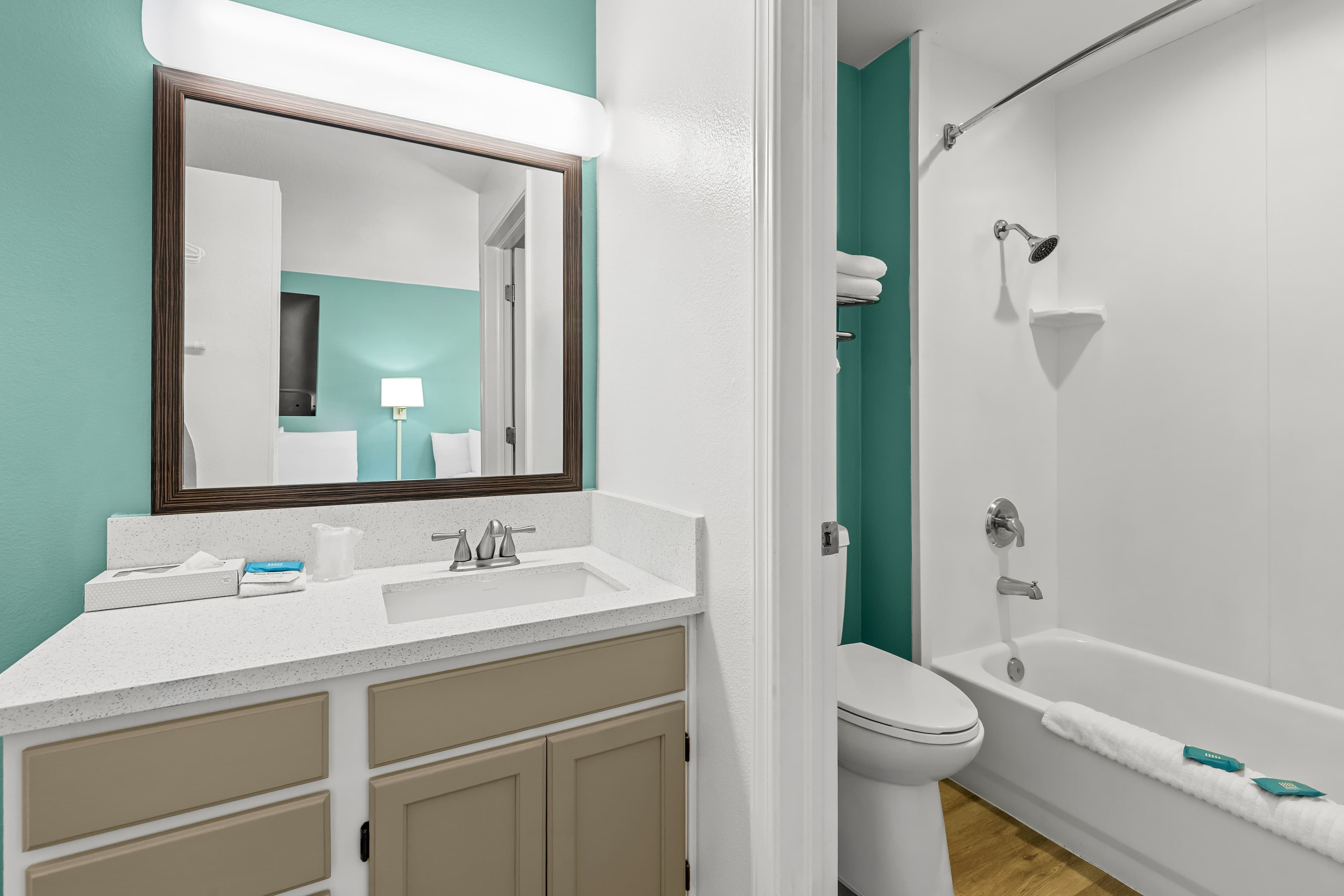 MainStay Suites Las Vegas Flamingo — 21