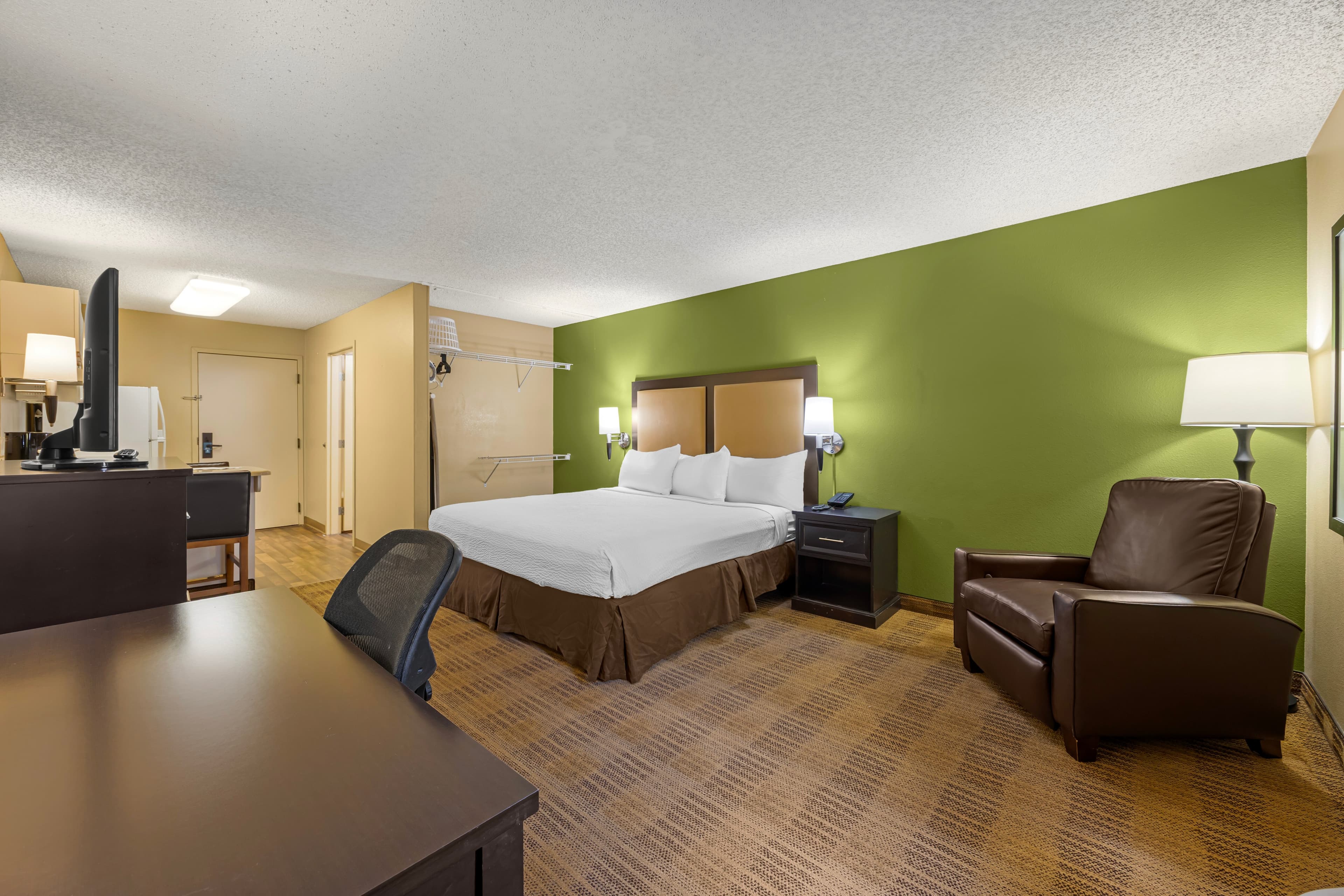 MainStay Suites Las Vegas Convention Center - Image 2