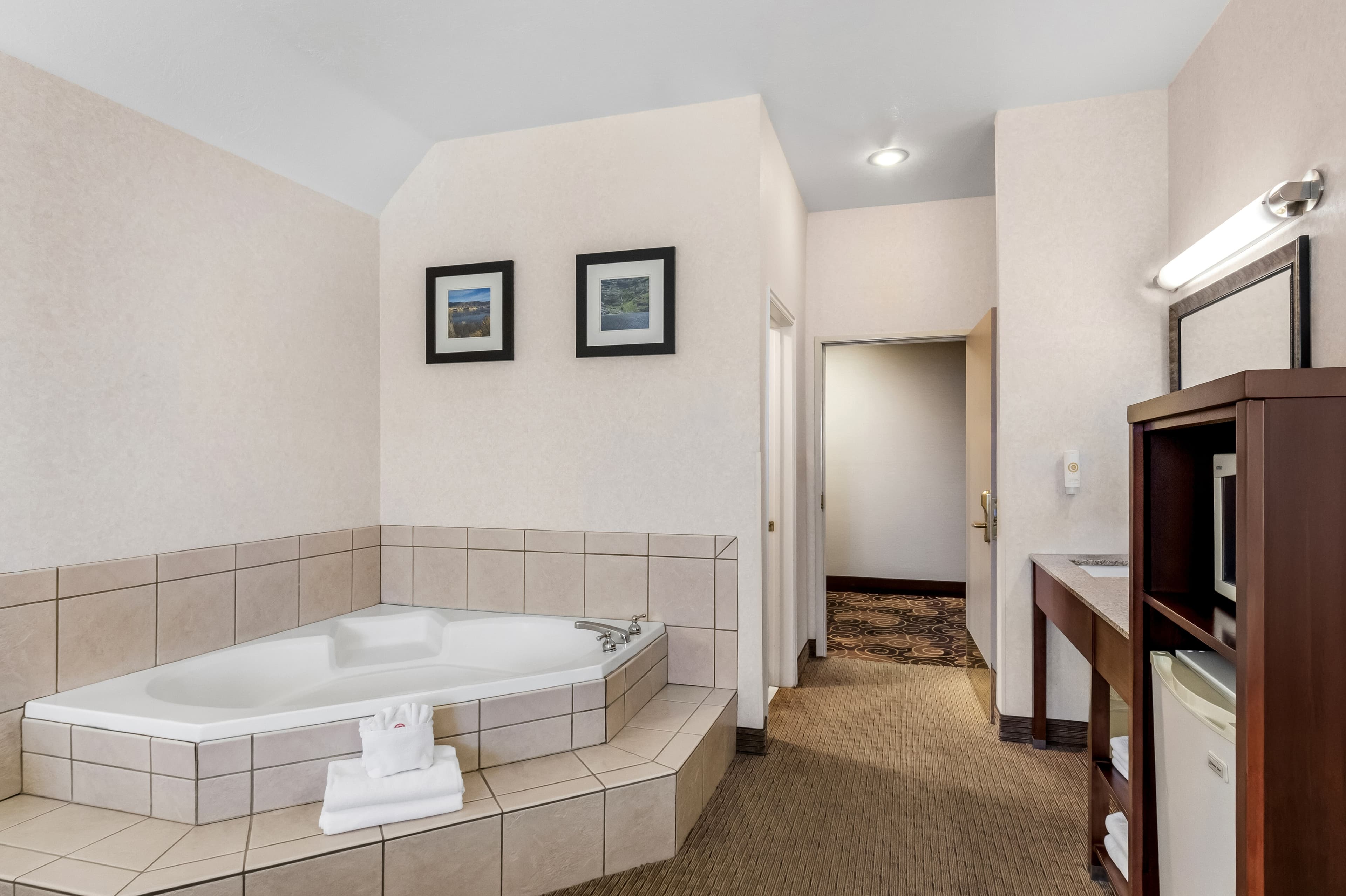 Comfort Inn Elko — 8