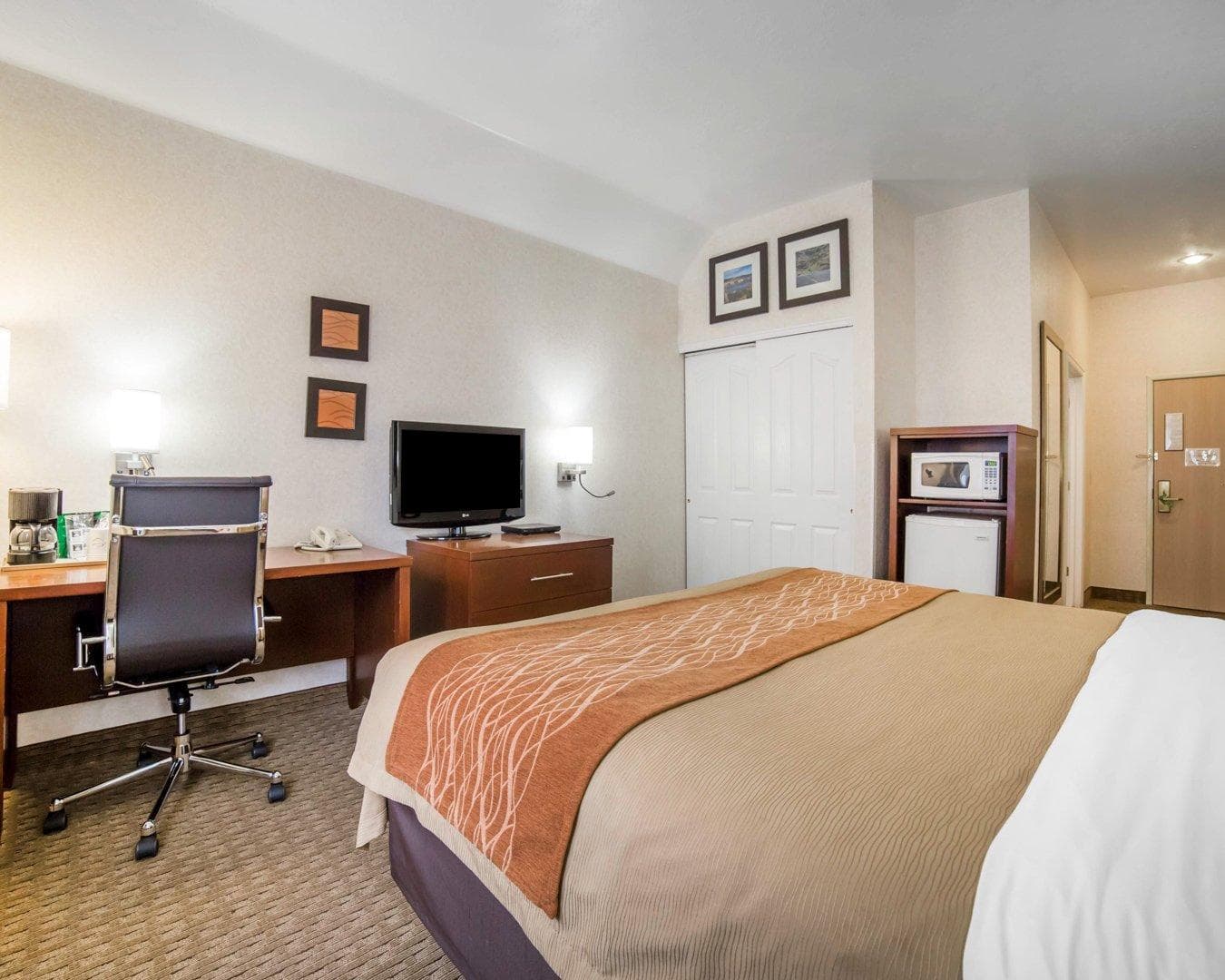 Comfort Inn Elko - Image 4
