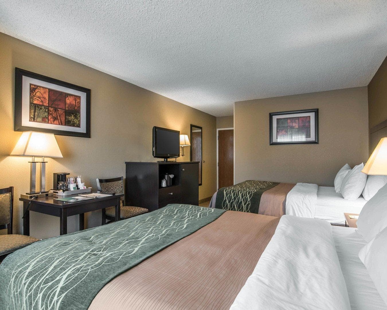 Comfort Inn Saugerties — 16