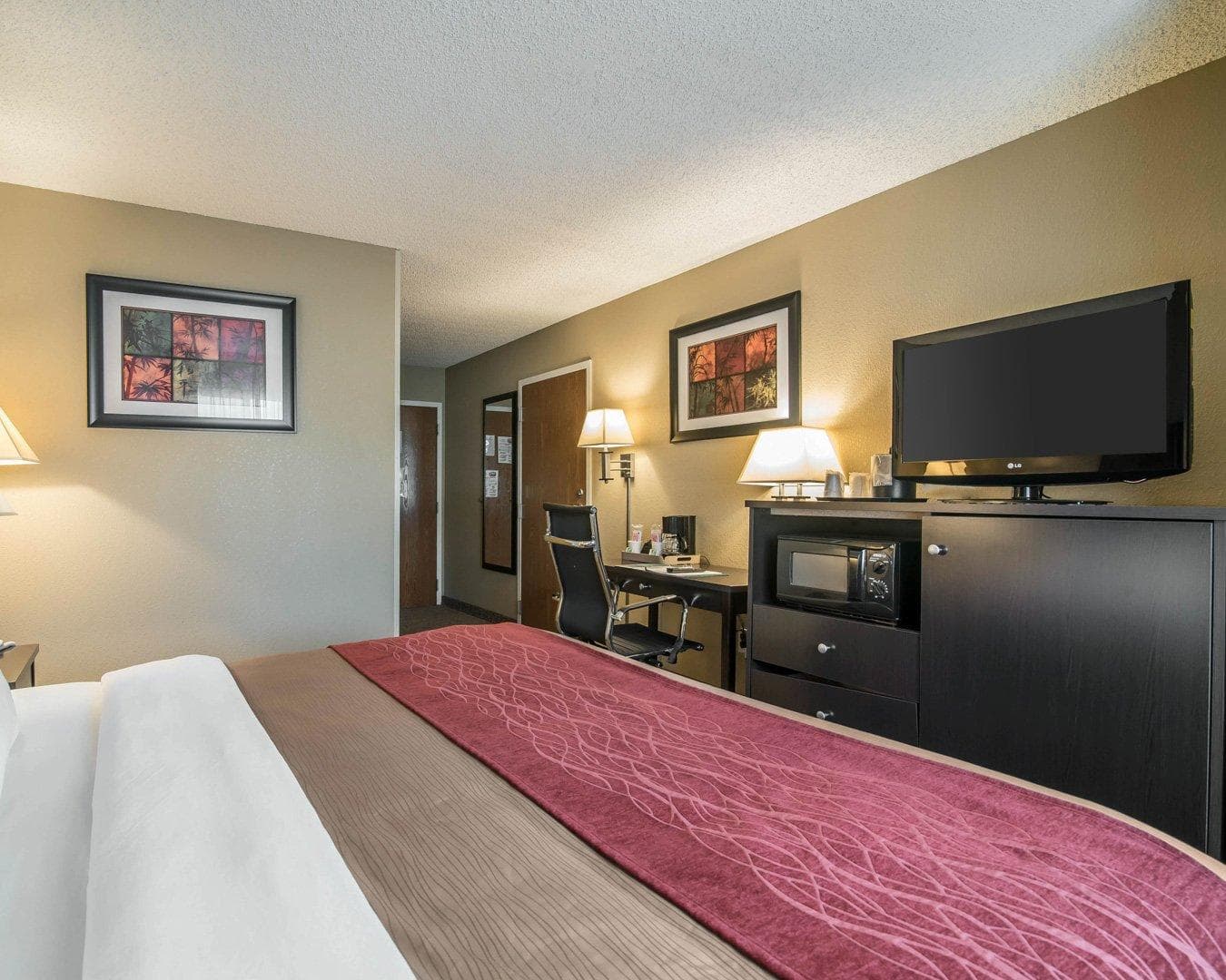 Comfort Inn Saugerties - Image 4
