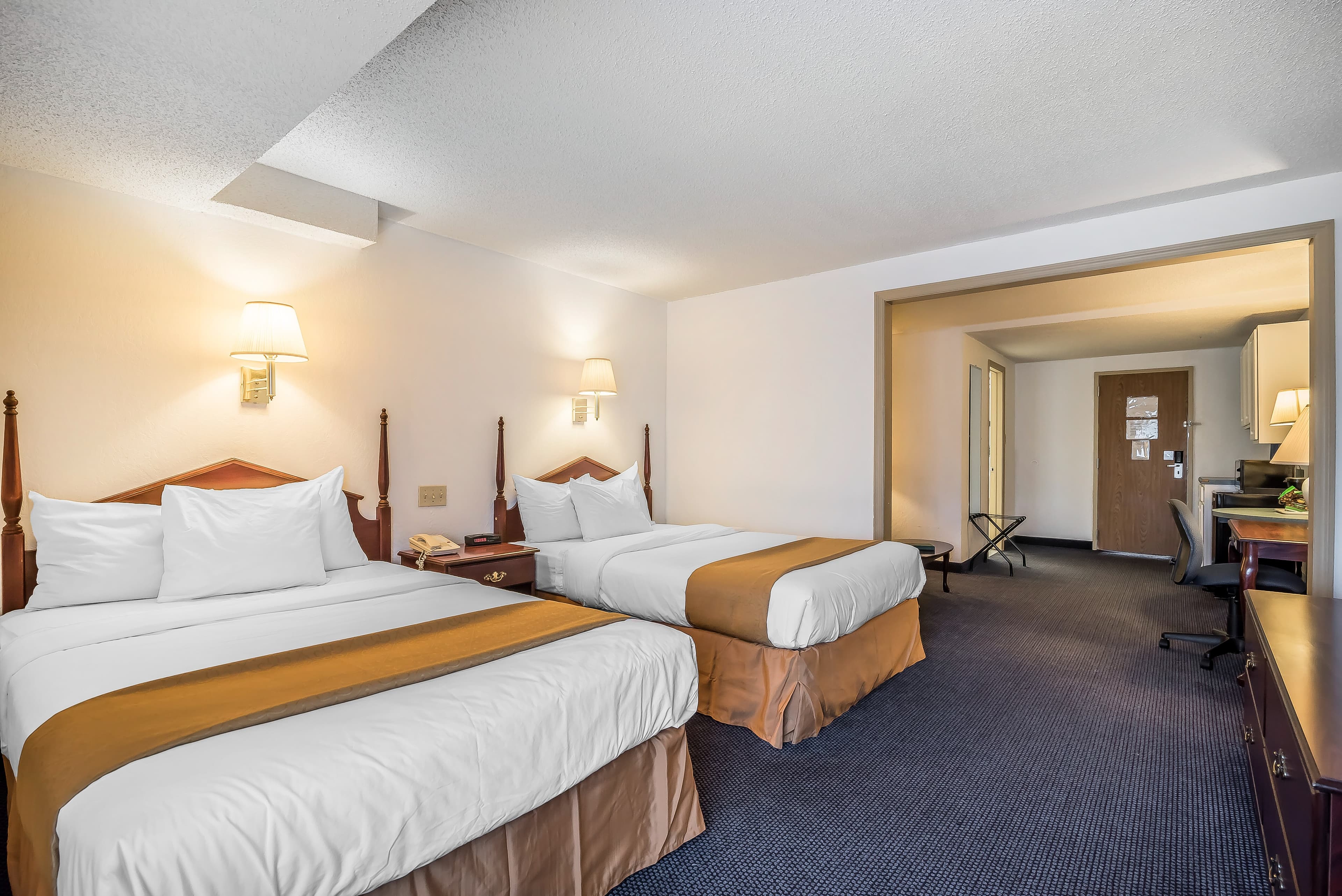 Quality Inn & Suites Albany Airport — 19