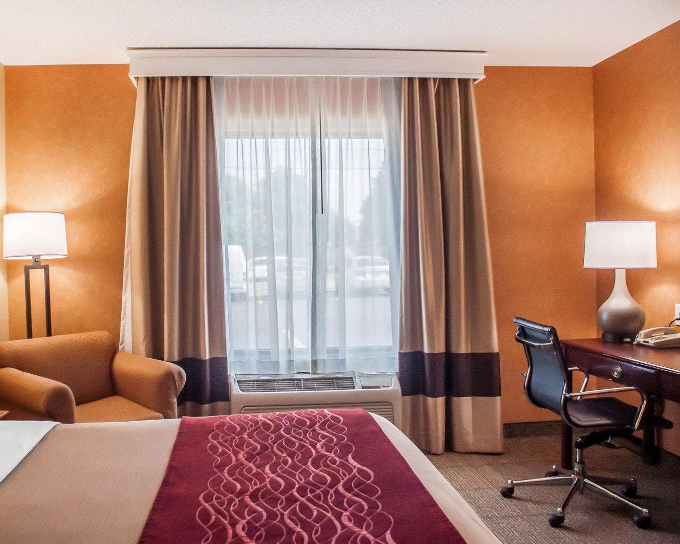 Quality Inn Near Walden Galleria Mall — 9