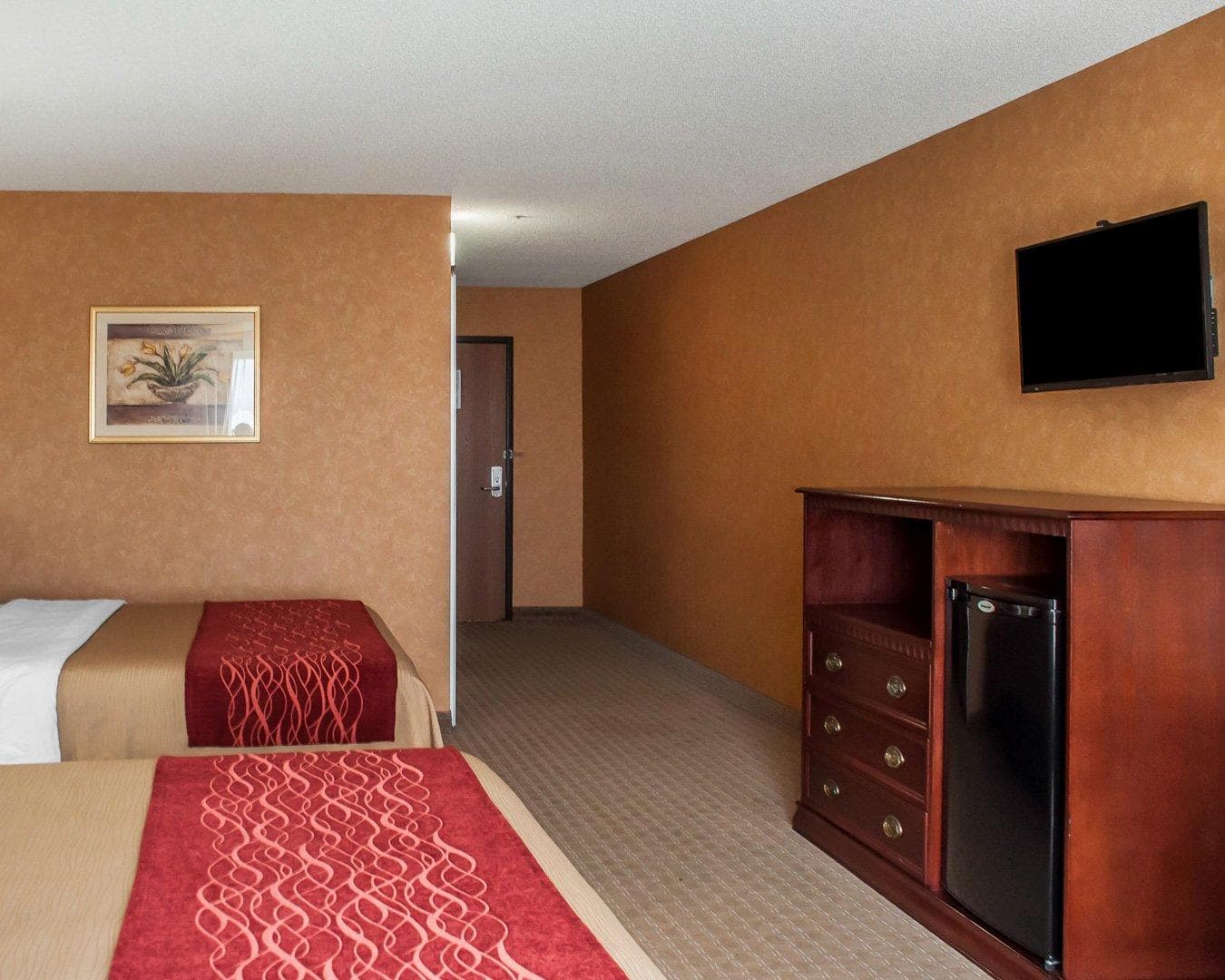 Quality Inn Near Walden Galleria Mall — 7