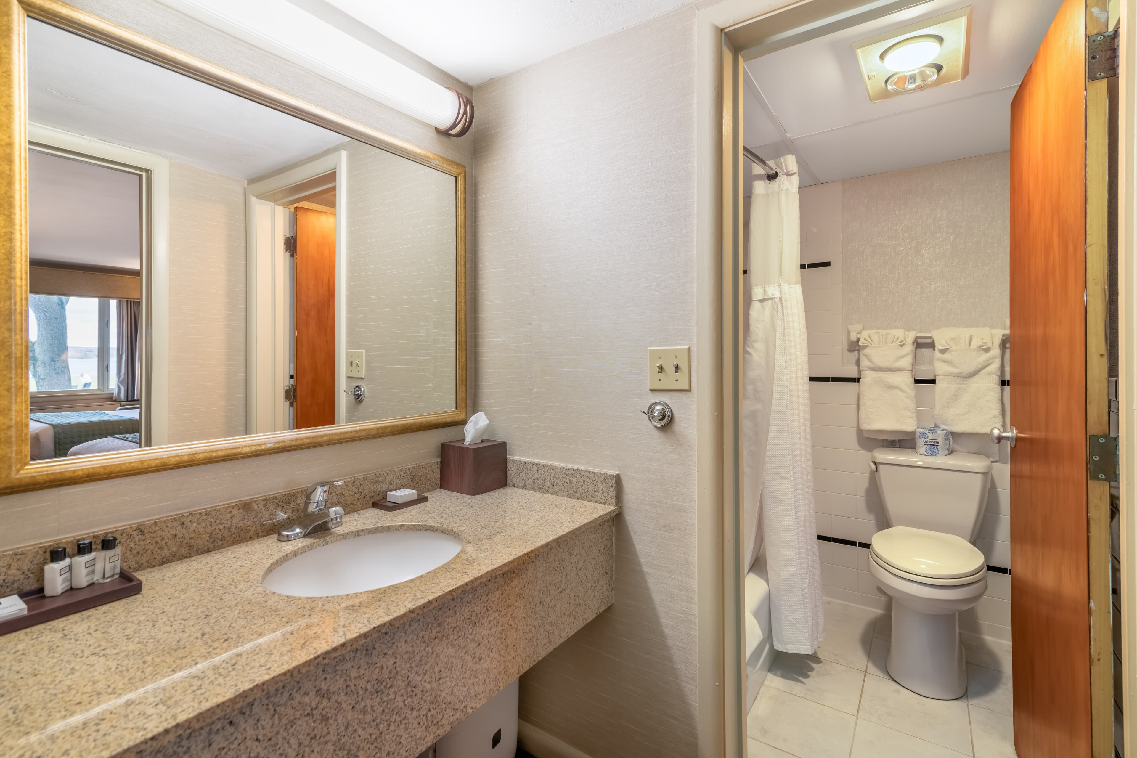 The Inn at Gran View Ogdensburg, an Ascend Collection Hotel — 13