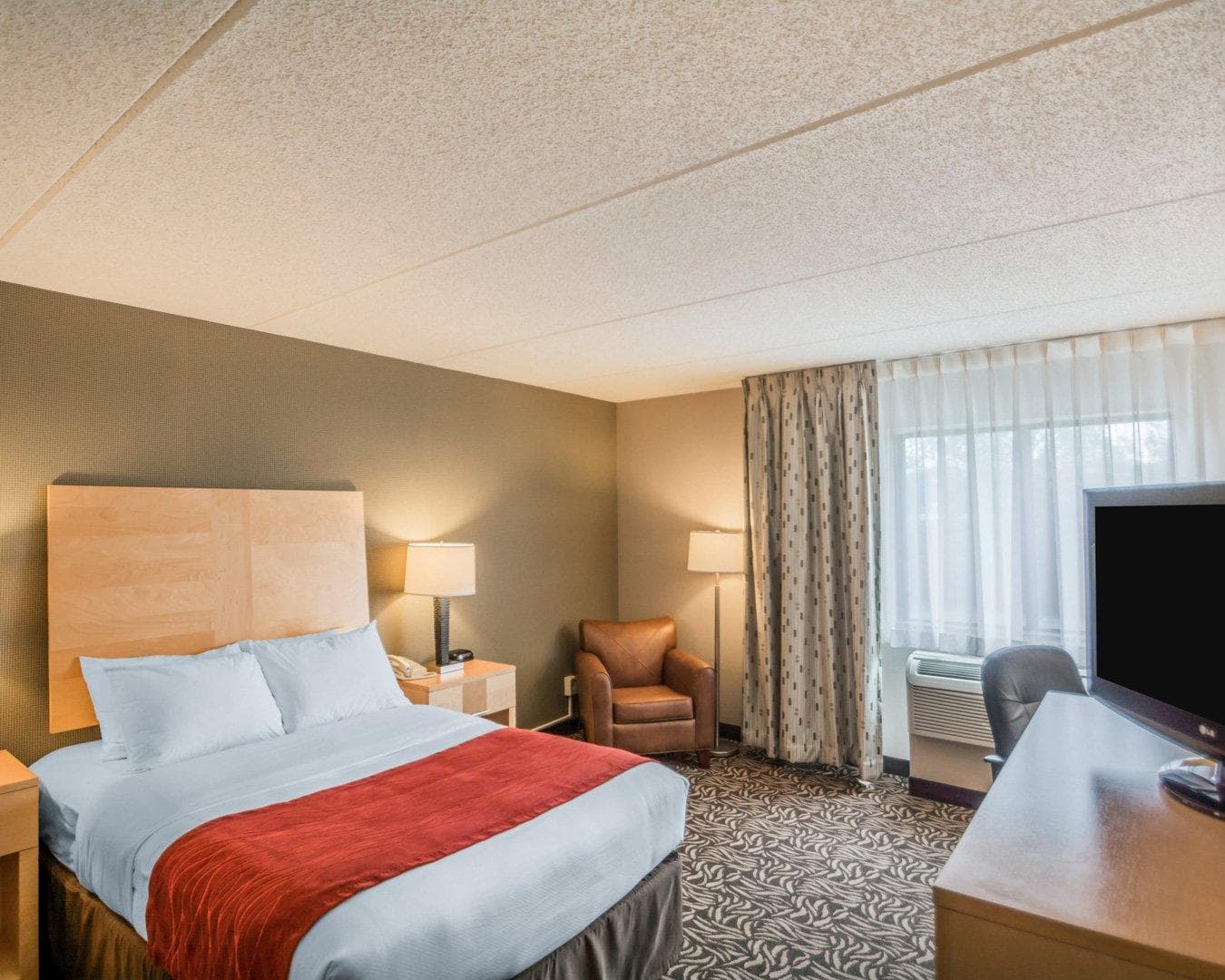 Comfort Inn - NYS Fairgrounds — 8