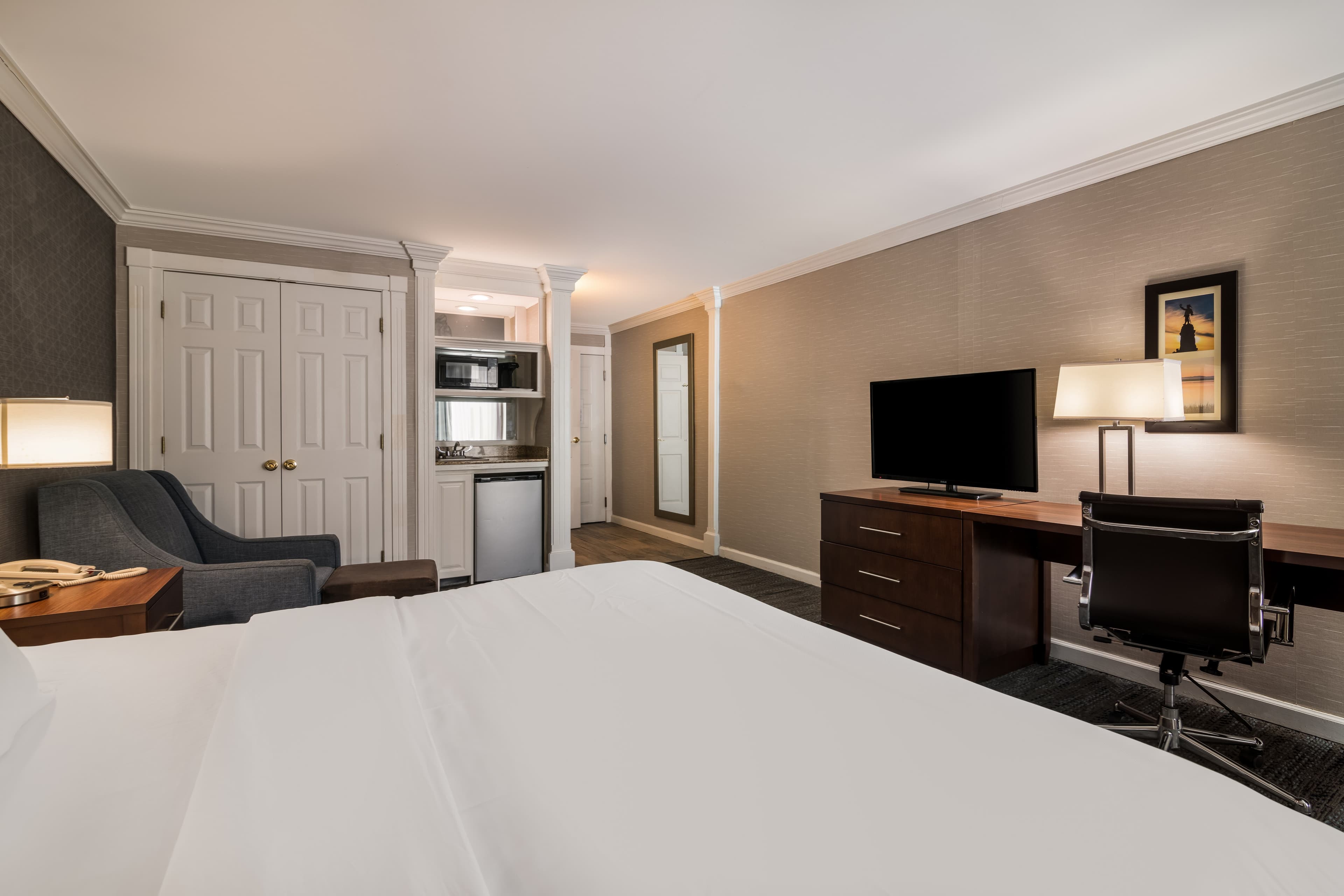 Comfort Inn & Suites Plattsburgh - Morrisonville - Image 4