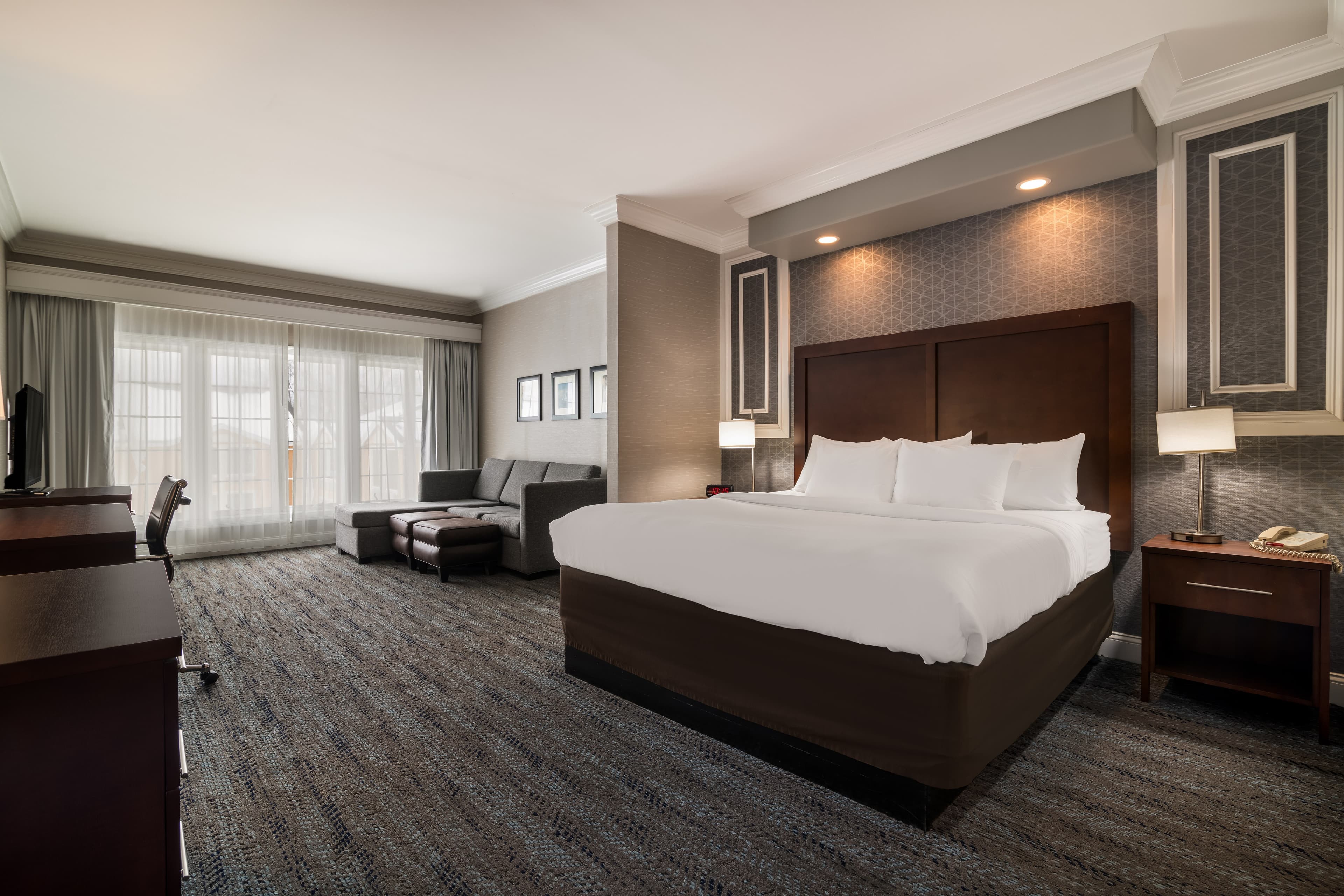 Comfort Inn & Suites Plattsburgh - Morrisonville — 8