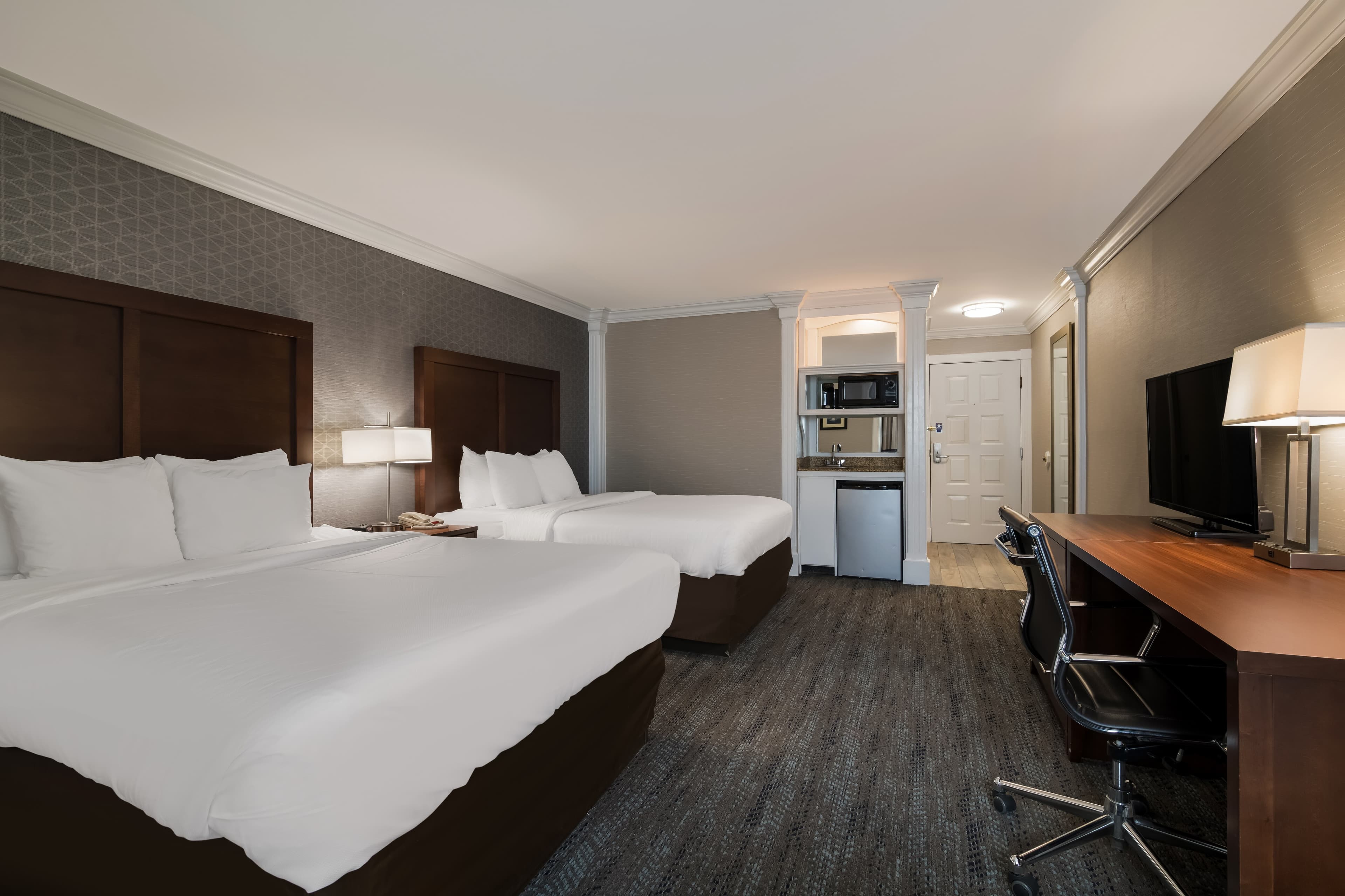Comfort Inn & Suites Plattsburgh - Morrisonville — 12