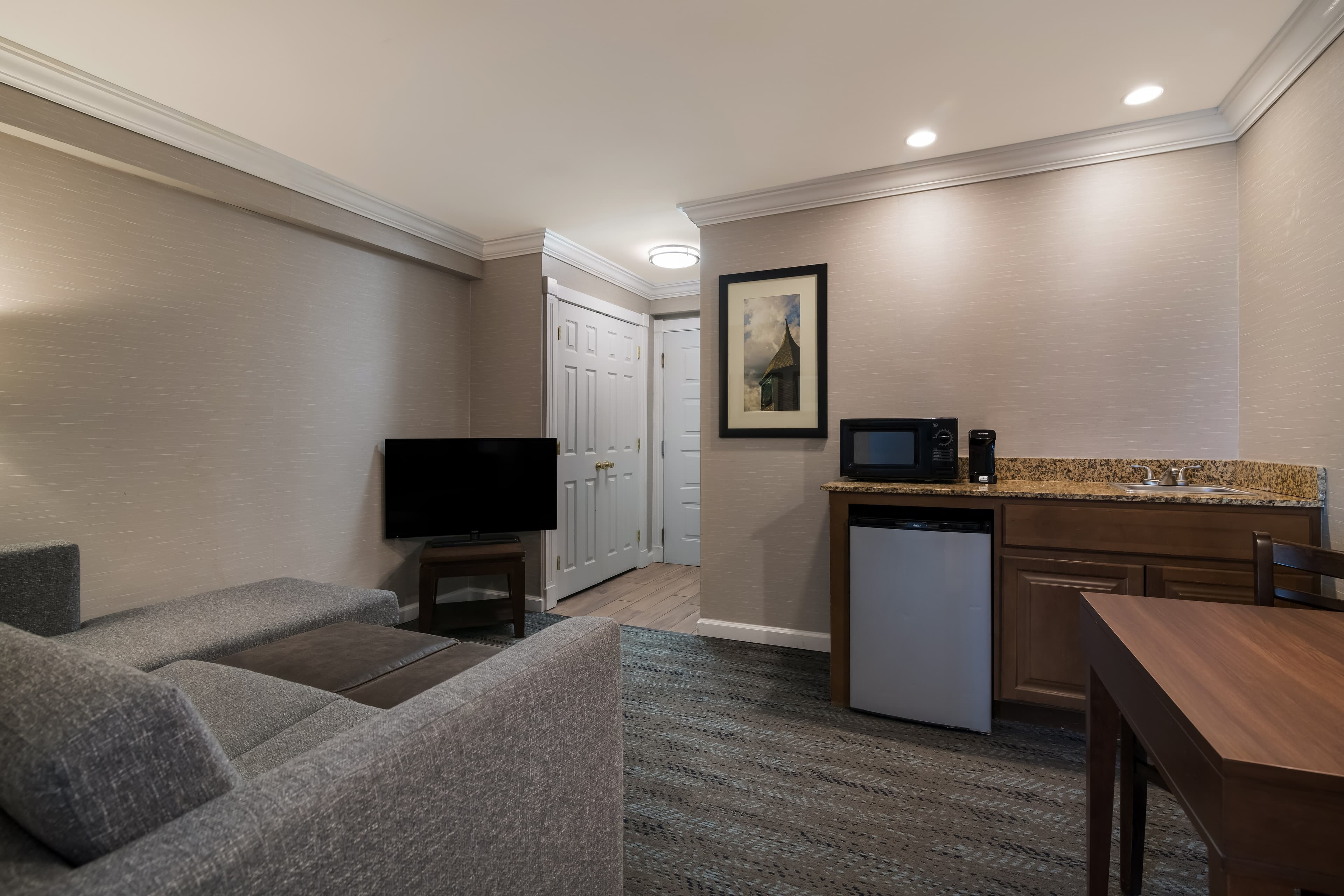 Comfort Inn & Suites Plattsburgh - Morrisonville — 18