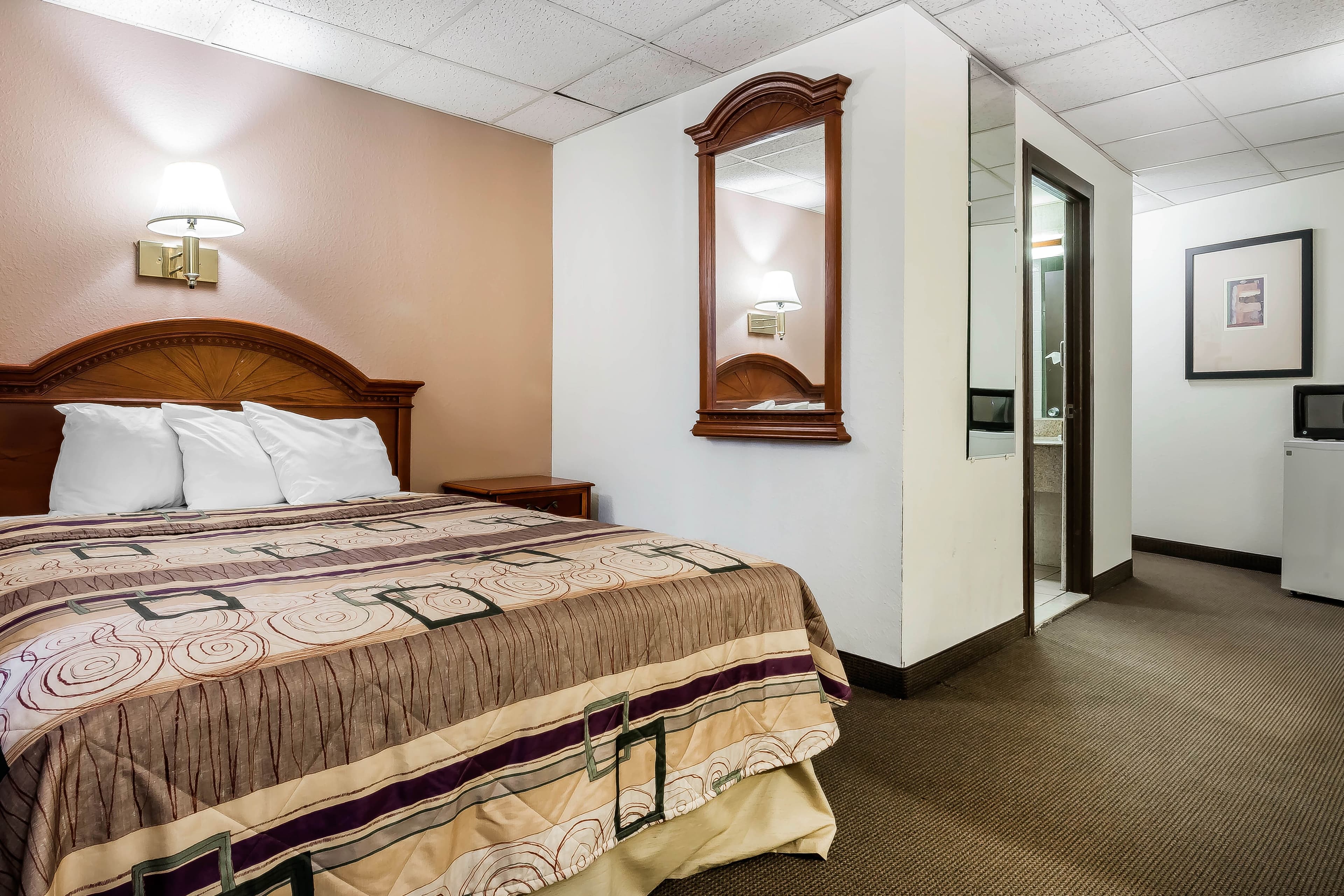 Quality Inn & Suites Binghamton Vestal — 11