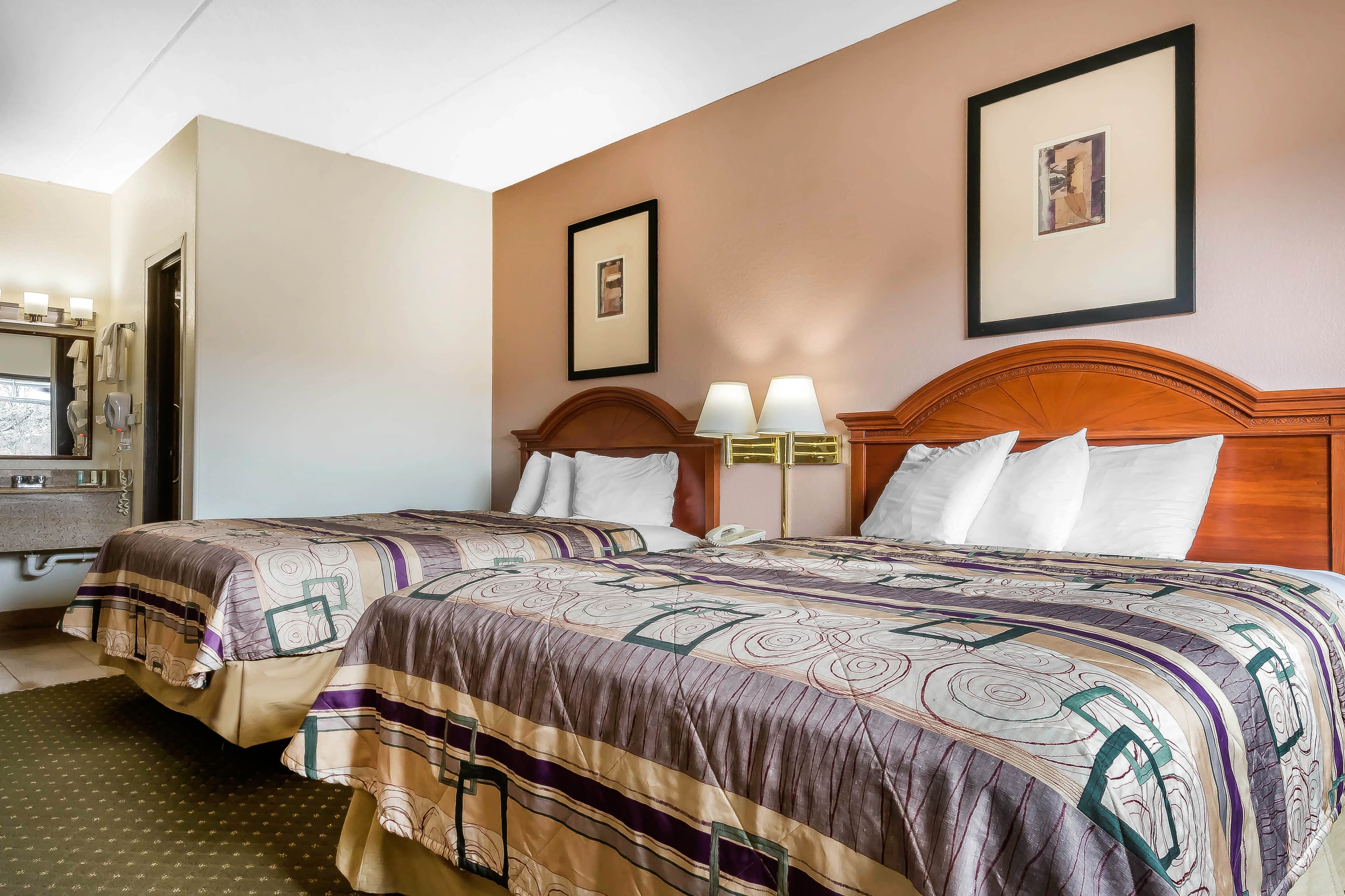 Quality Inn & Suites Binghamton Vestal — 10