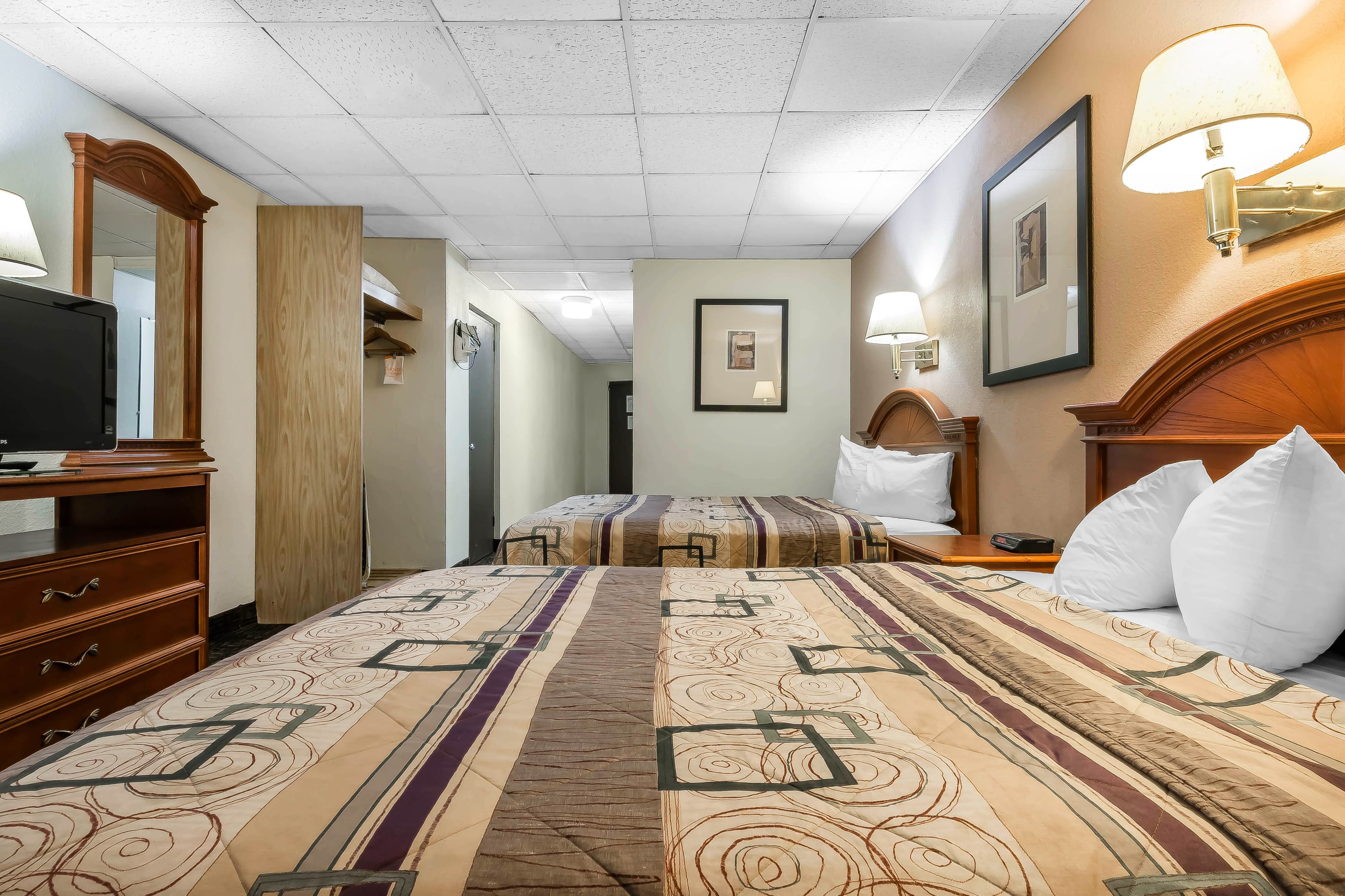 Quality Inn & Suites Binghamton Vestal - Image 3
