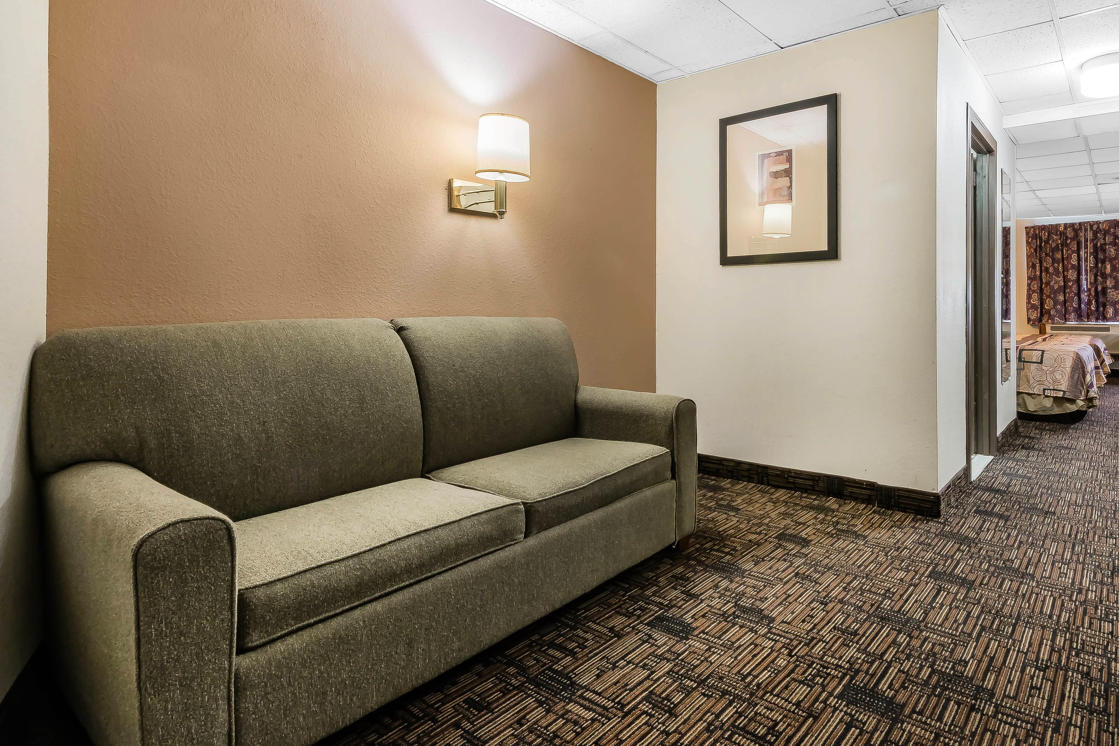 Quality Inn & Suites Binghamton Vestal - Image 5