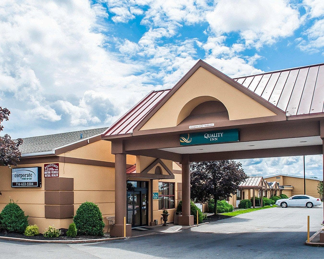 Quality Inn Buffalo Airport - Image 1