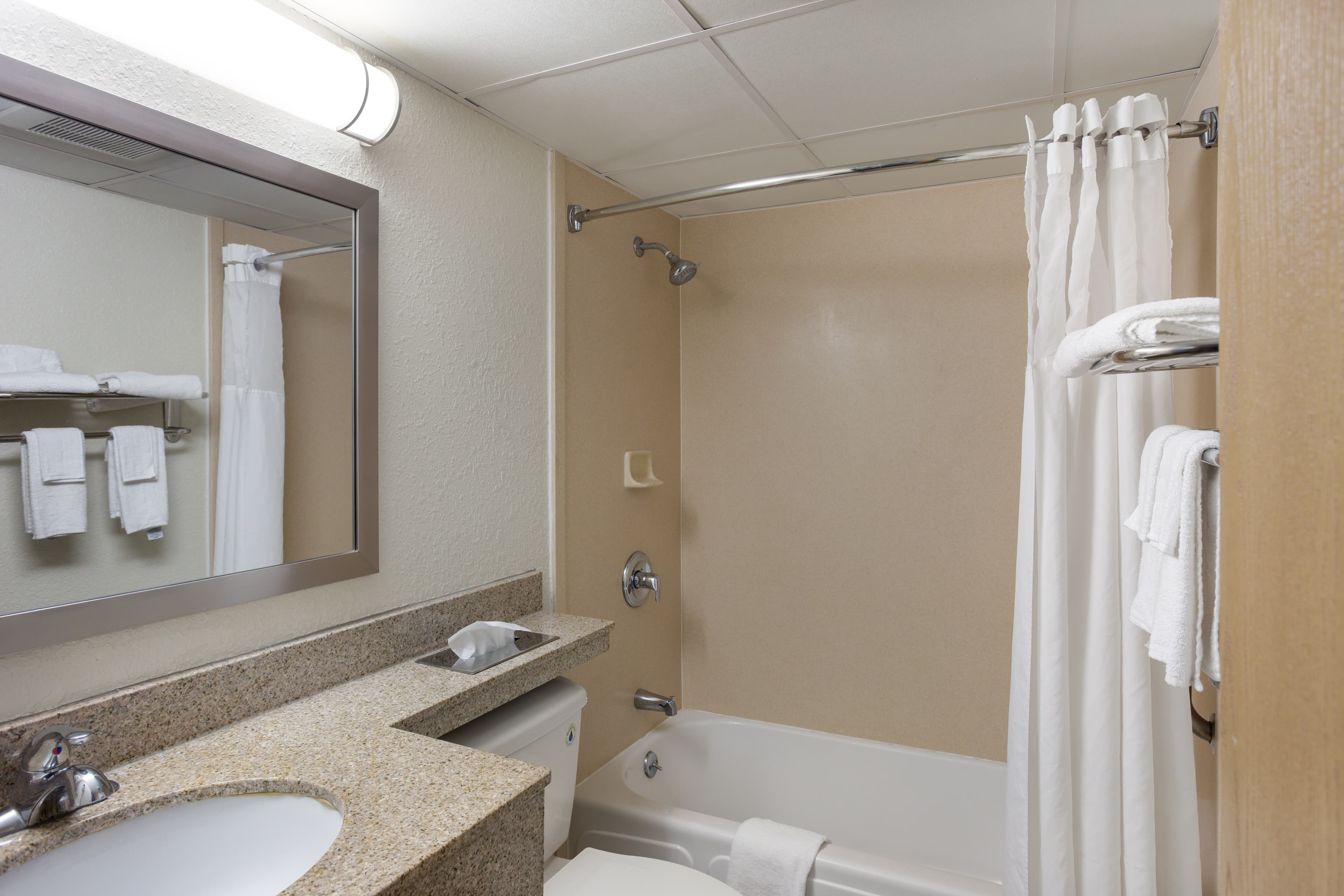 Quality Inn Albany Colonie — 11