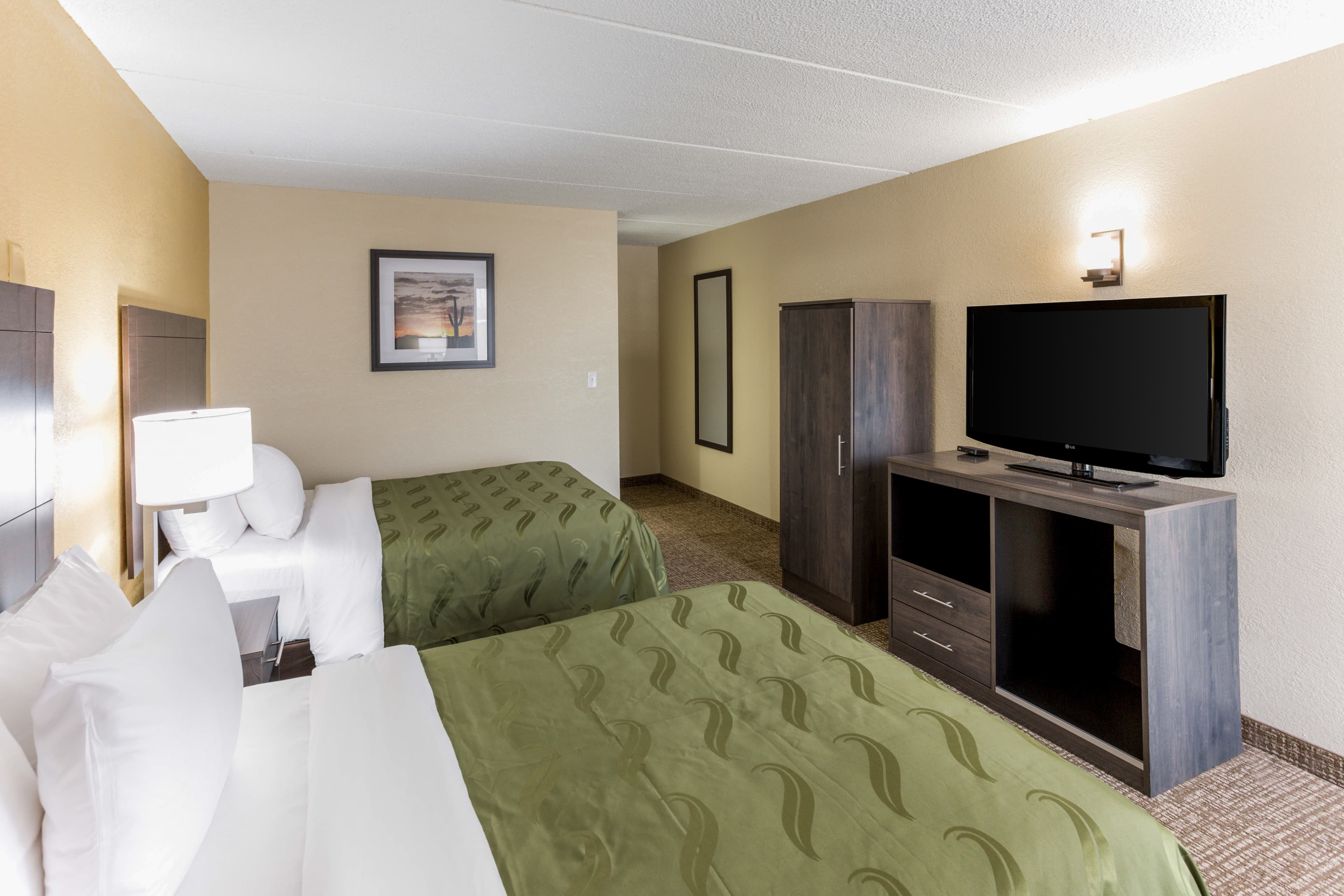 Quality Inn & Suites Plattsburgh — 6