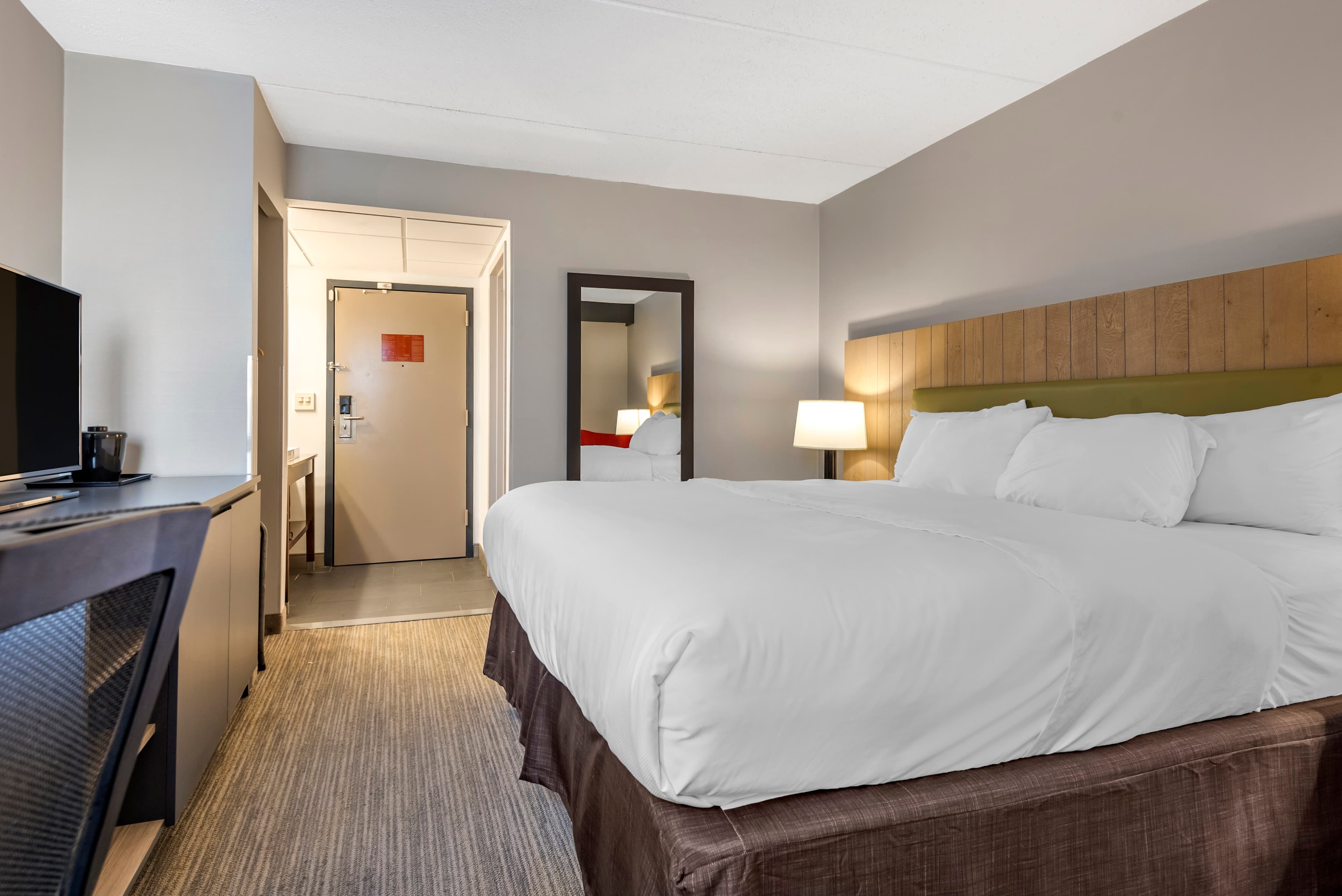 Comfort Inn & Suites Liverpool - Syracuse North — 12