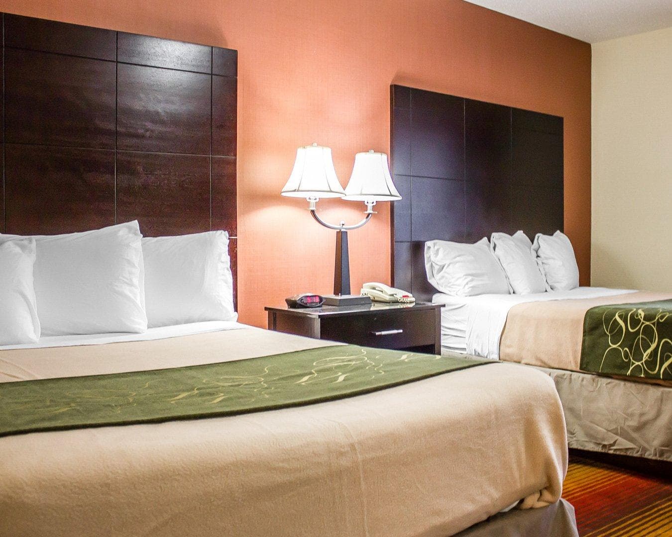 Rodeway Inn MacArthur Airport — 14