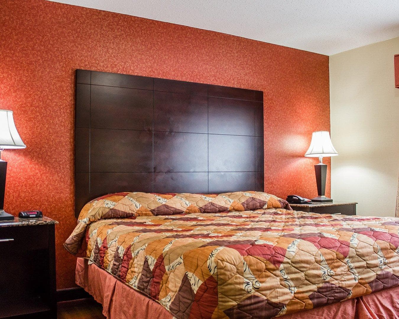 Rodeway Inn MacArthur Airport — 18
