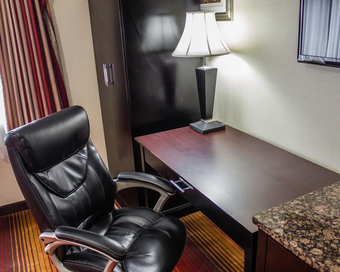 Rodeway Inn MacArthur Airport — 19