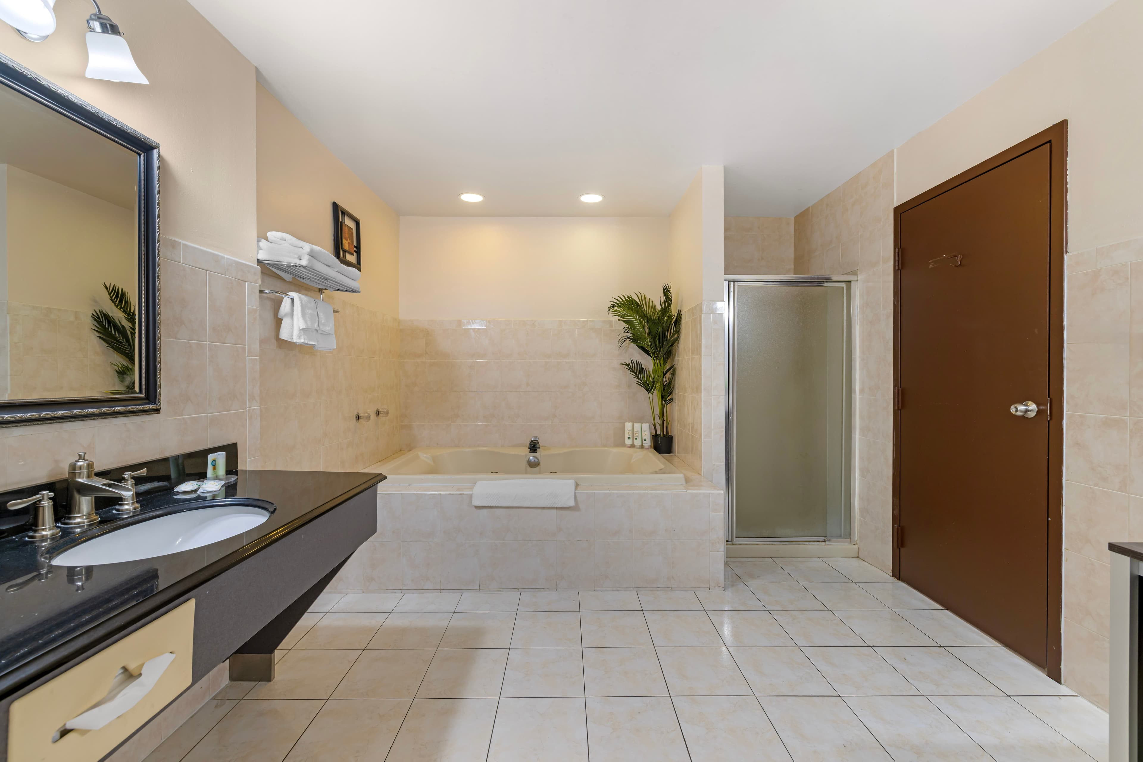 Quality Inn - Niagara Falls Blvd — 17