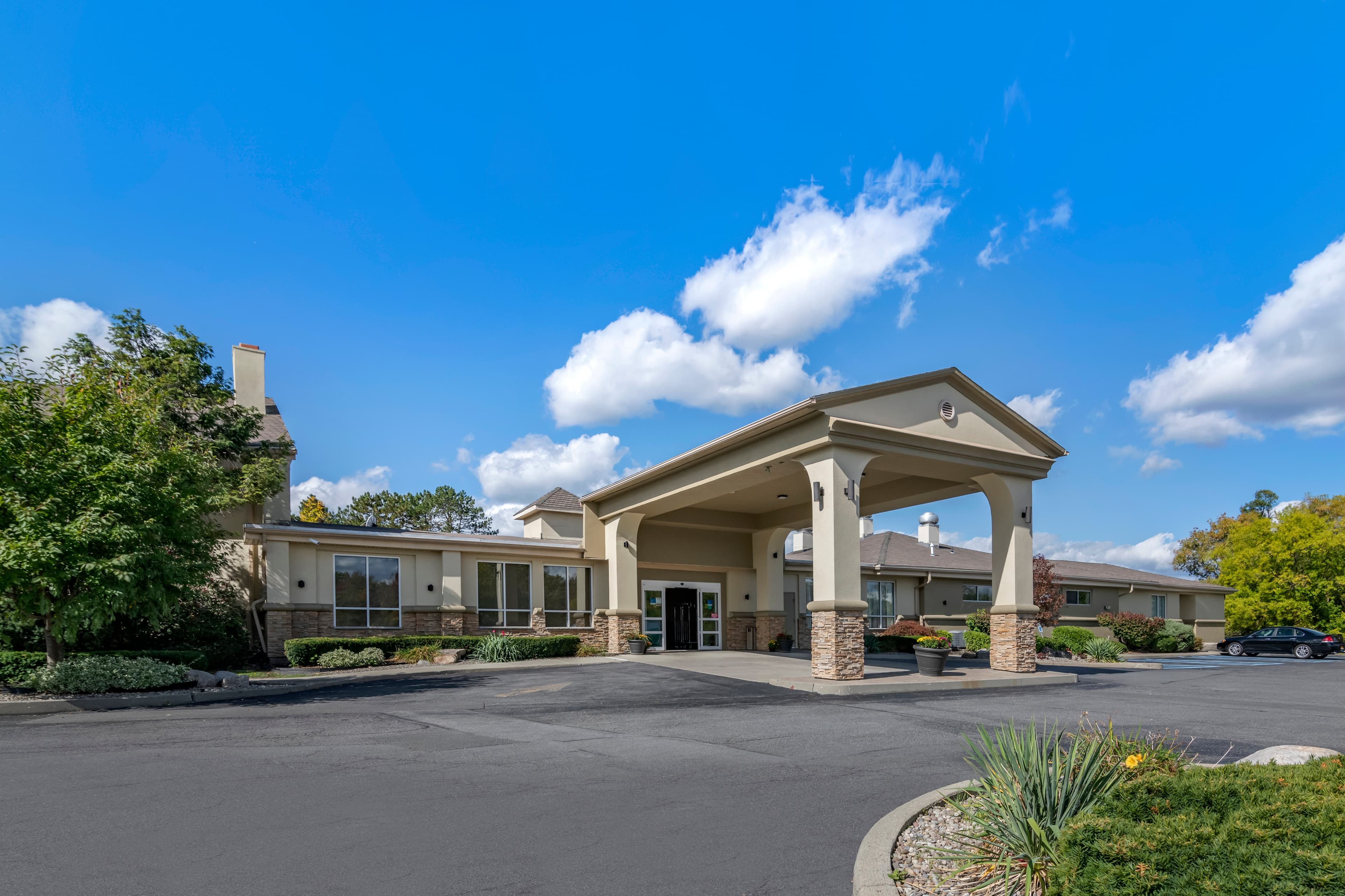 Comfort Inn Glenmont - Albany South - Image 1