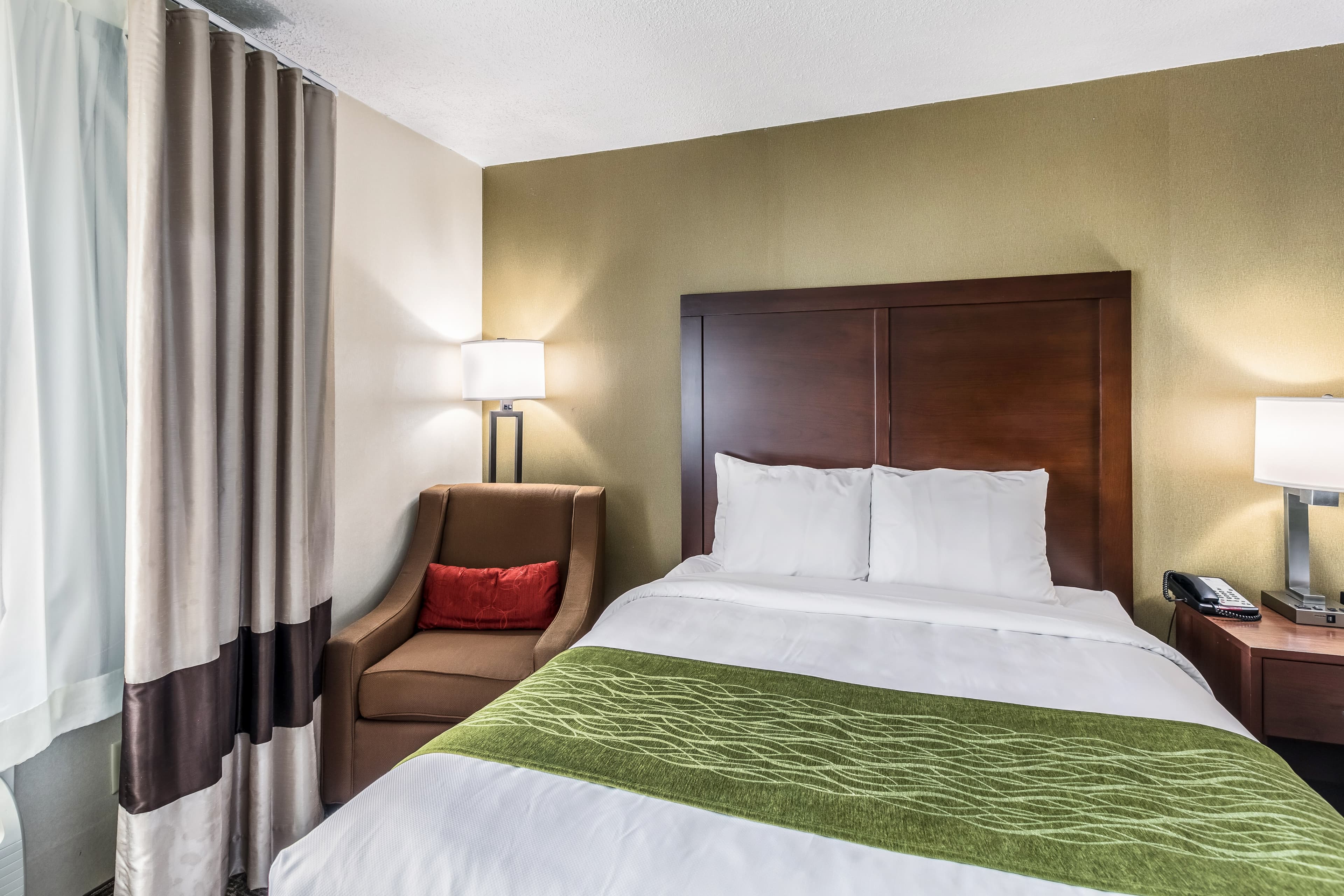 Comfort Inn Medford-Long Island — 8