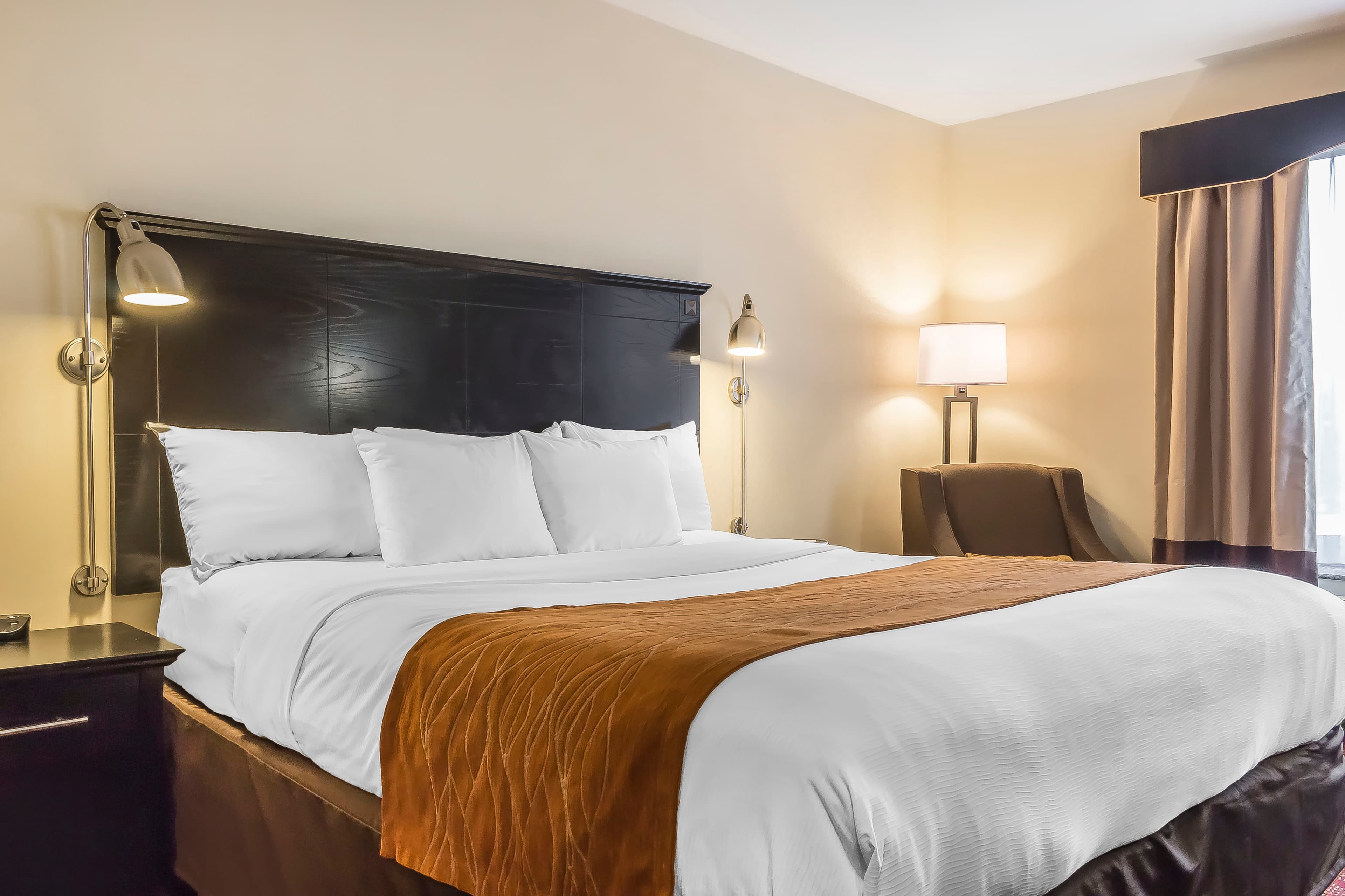Comfort Inn & Suites LaGuardia Airport - Image 3