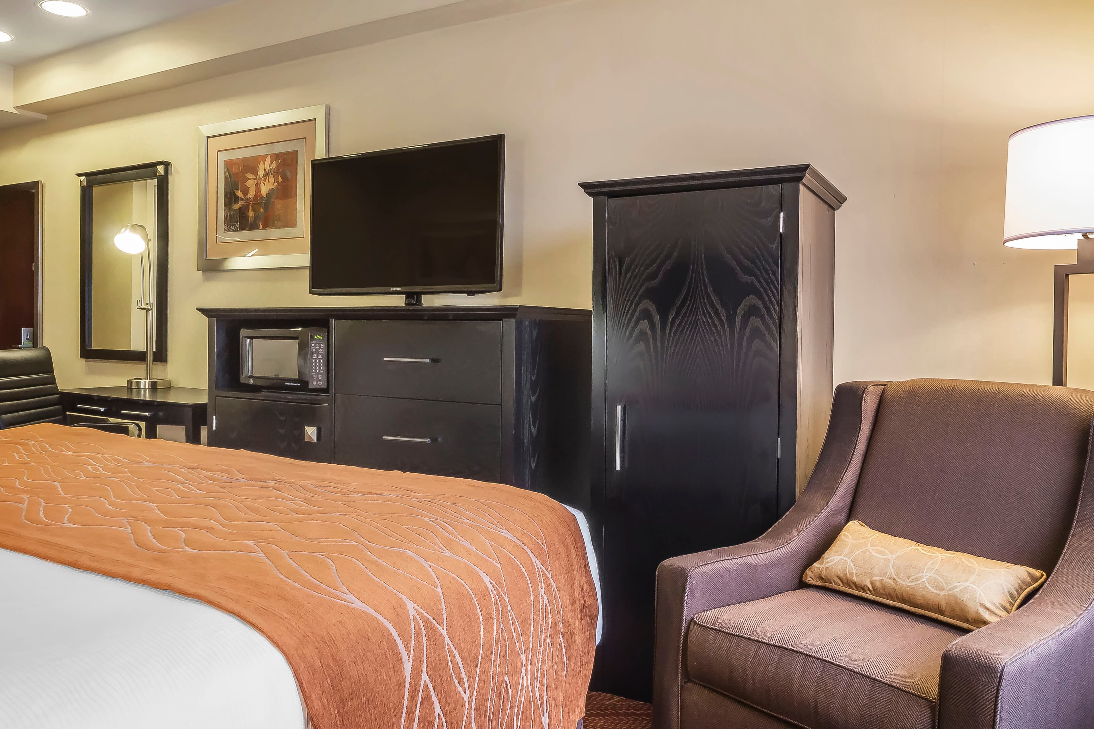 Comfort Inn & Suites LaGuardia Airport — 31